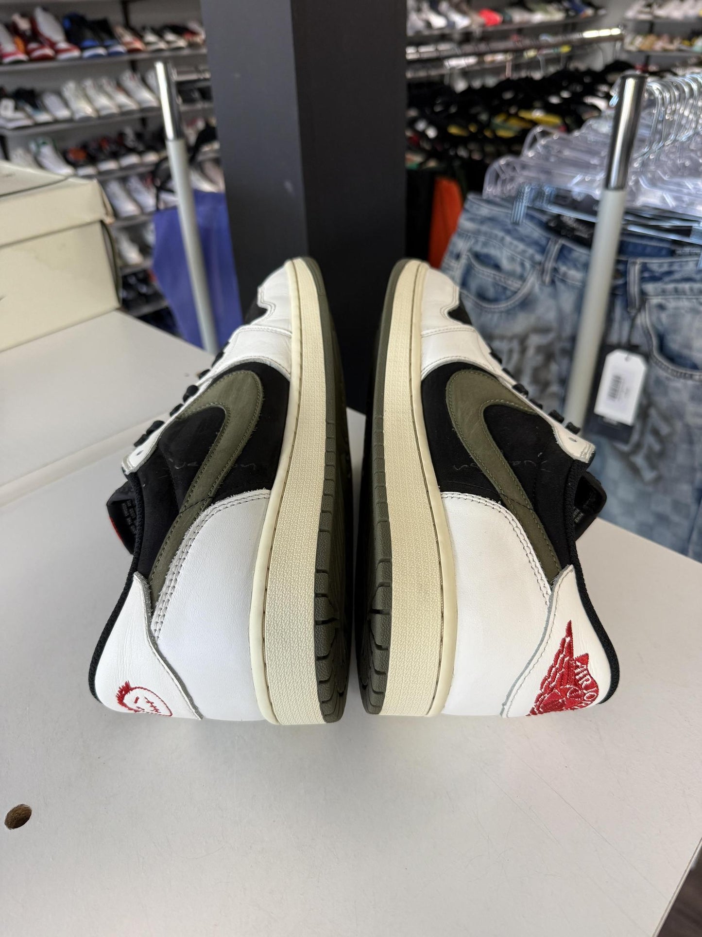 Jordan 1 Low Travis Scott "Olive" Used Size 14