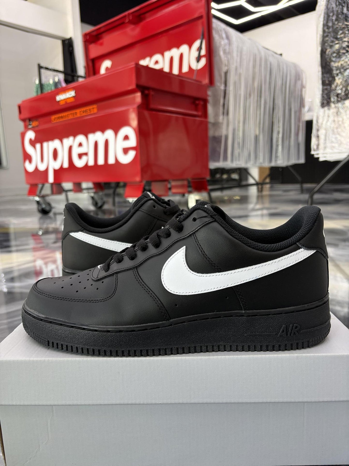 Nike Air Force 1 Low "Black White" Used Size 11.5