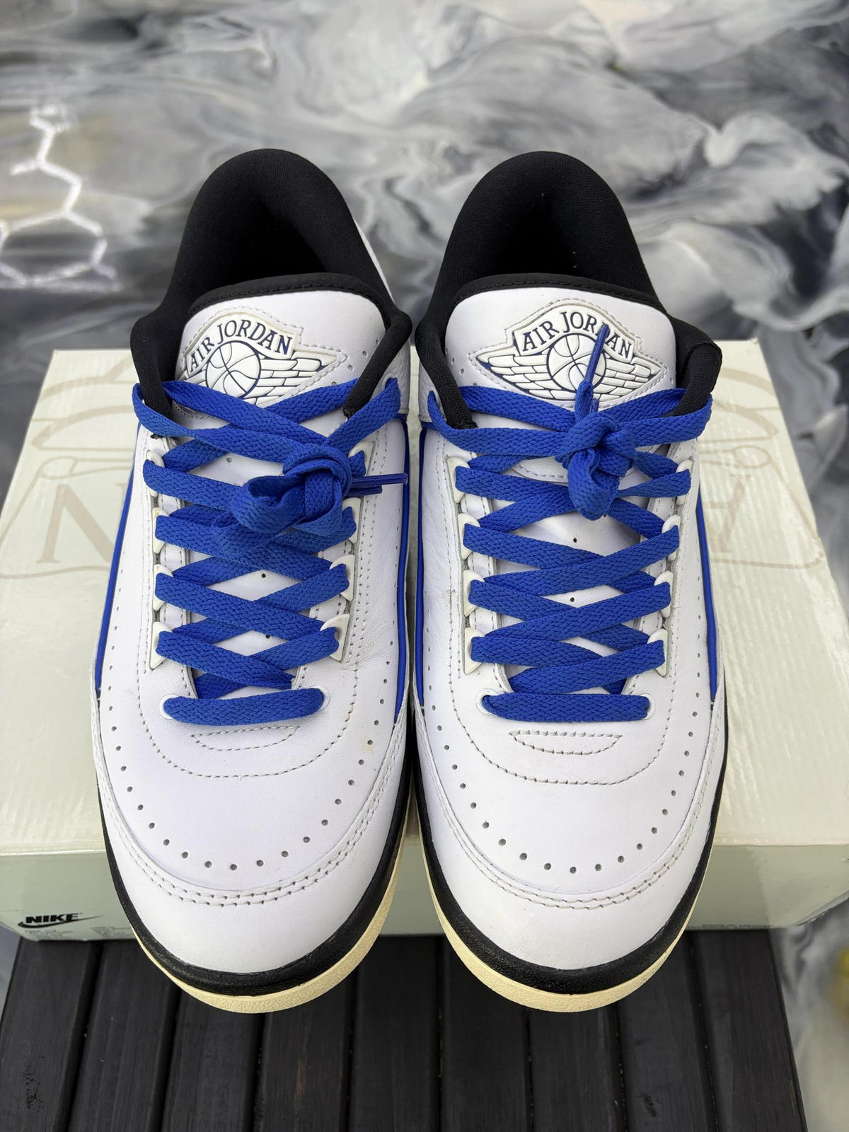 Jordan 2 Low "Varsity Royal" Used Size 9