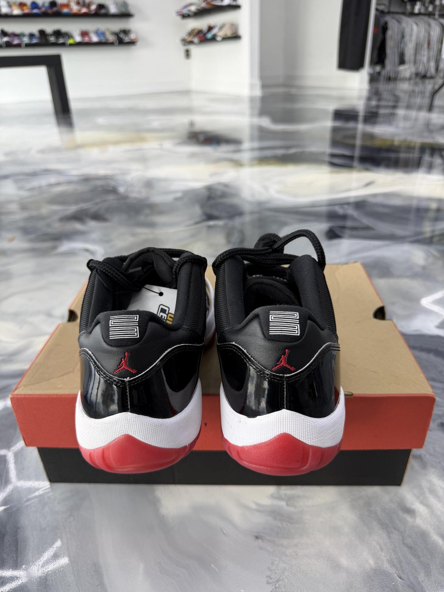 Jordan 11 Low "Bred" Used Size 11.5