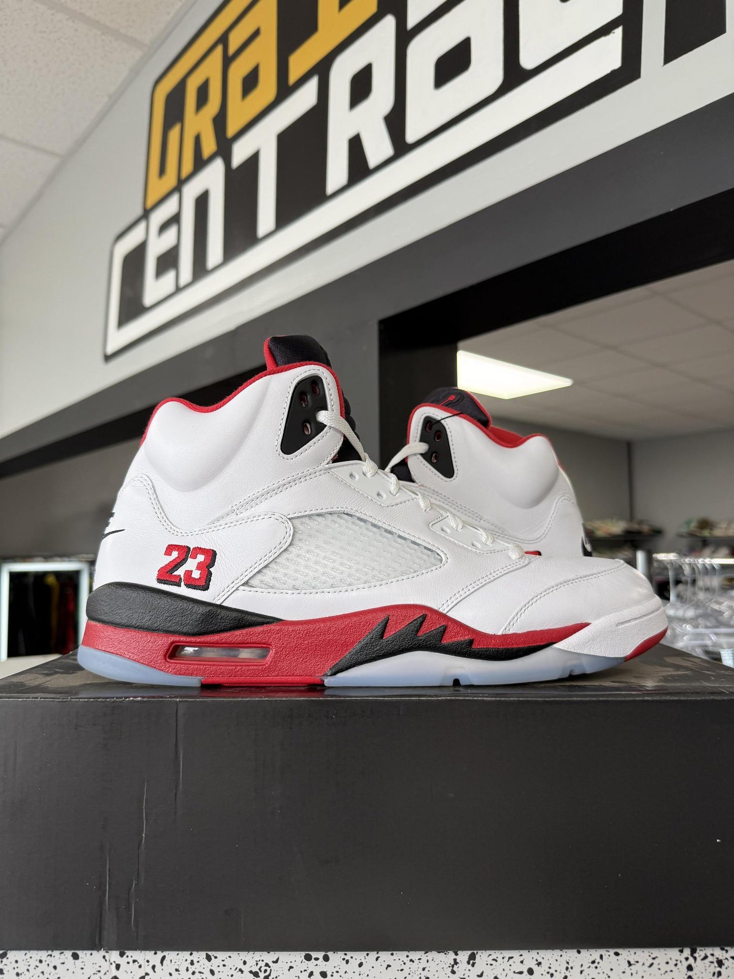 Jordan 5 "Fire Red" Used Size 13