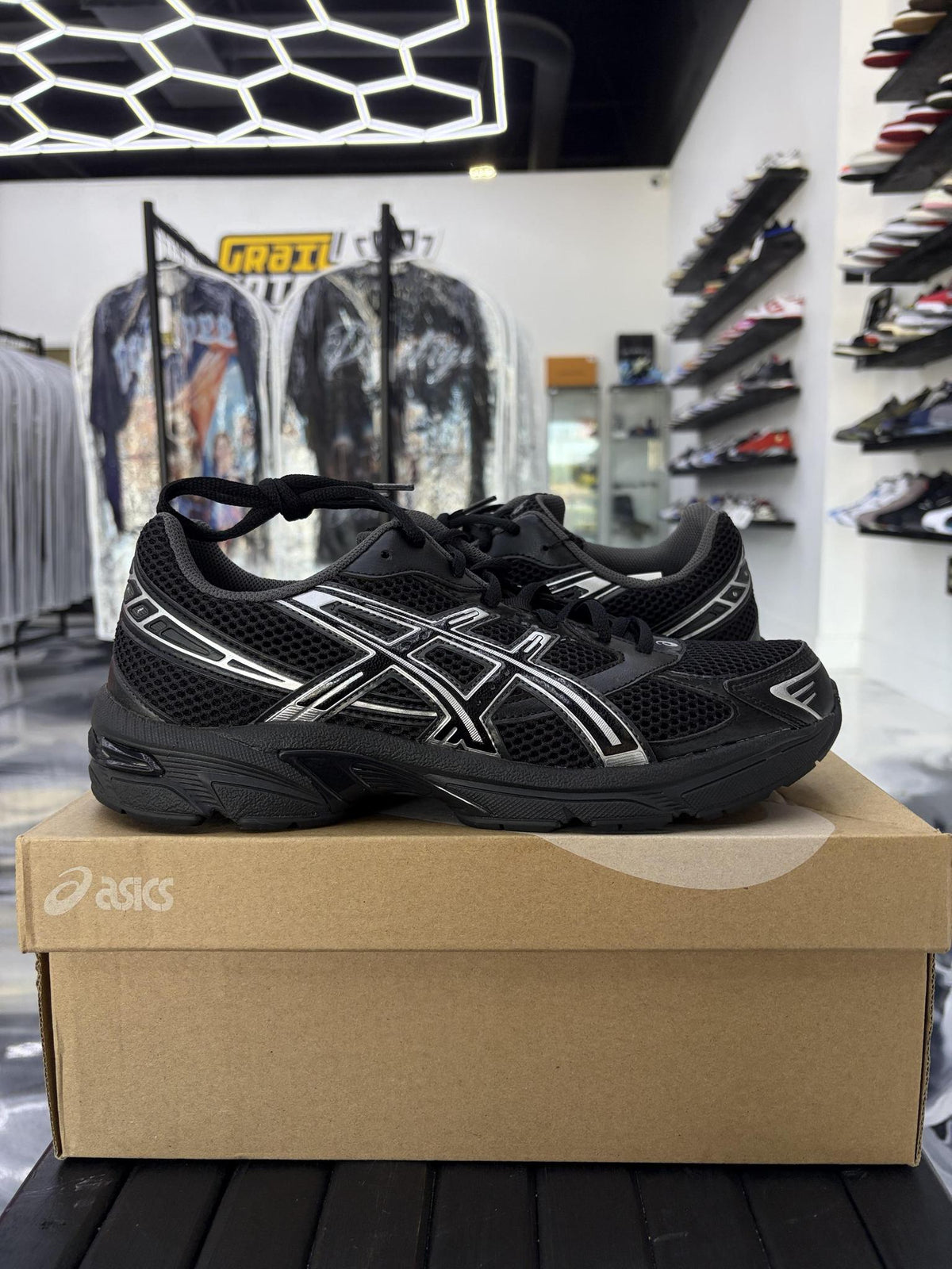 Asics Gel 1130 "Black Pure Silver" Used Size 10