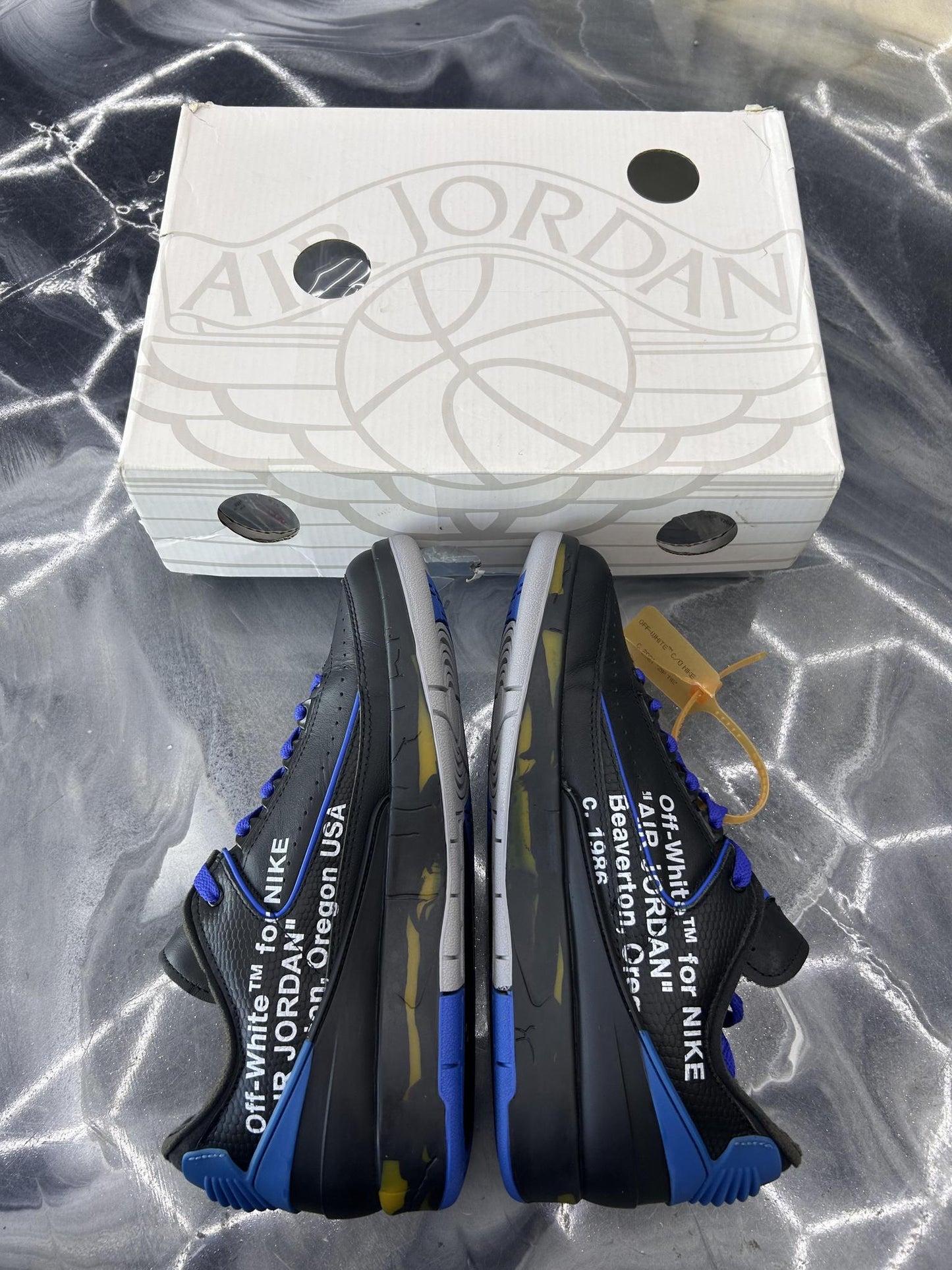 Jordan 2 Off White "Black Royal" Used Size 10