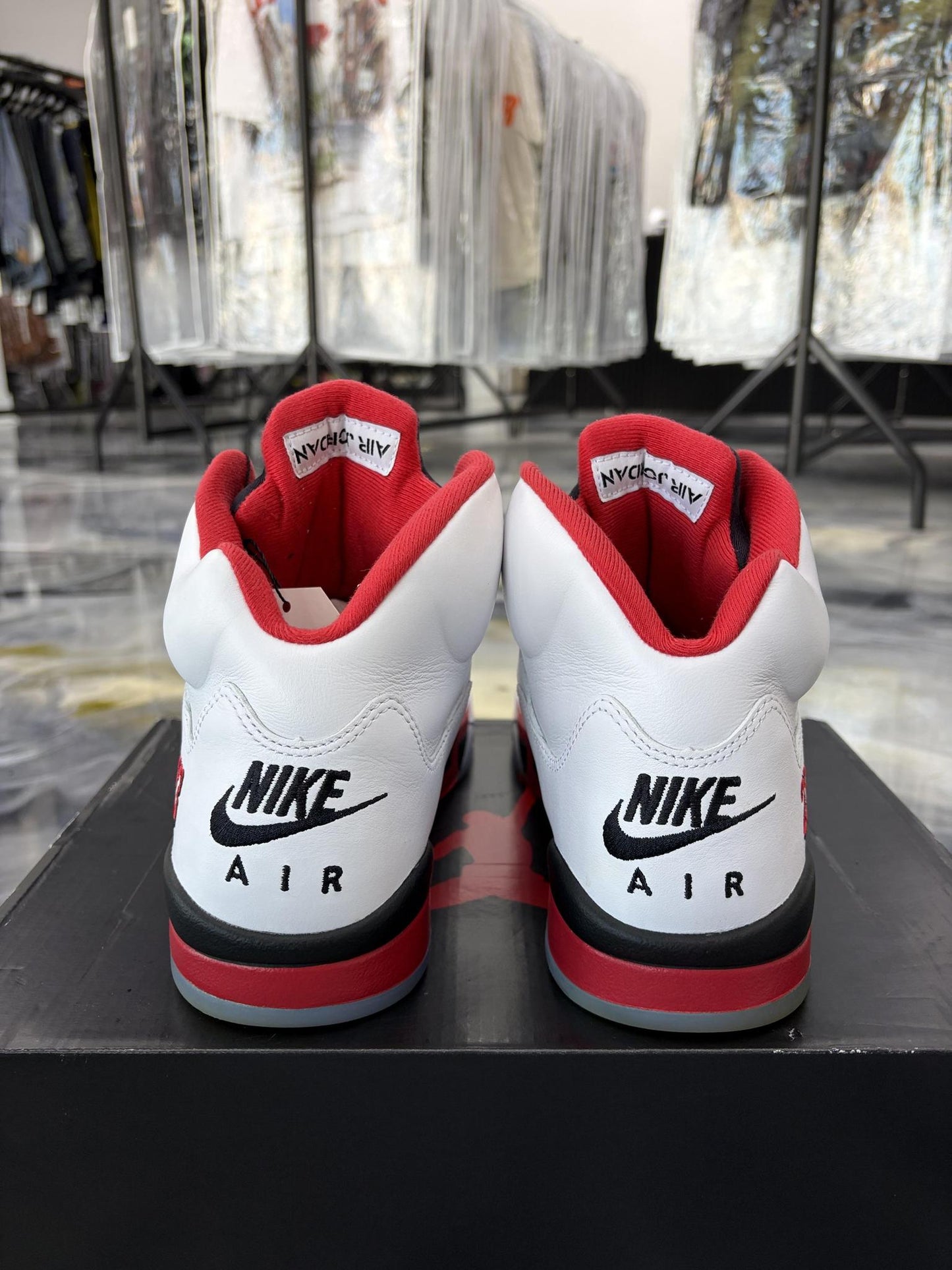 Jordan 5 "Fire Red" Used Size 11.5