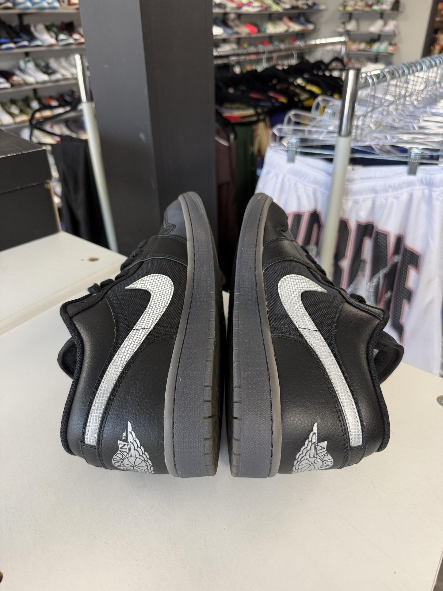 Jordan 1 Low "Dark Smoke Grey" Size 11.5