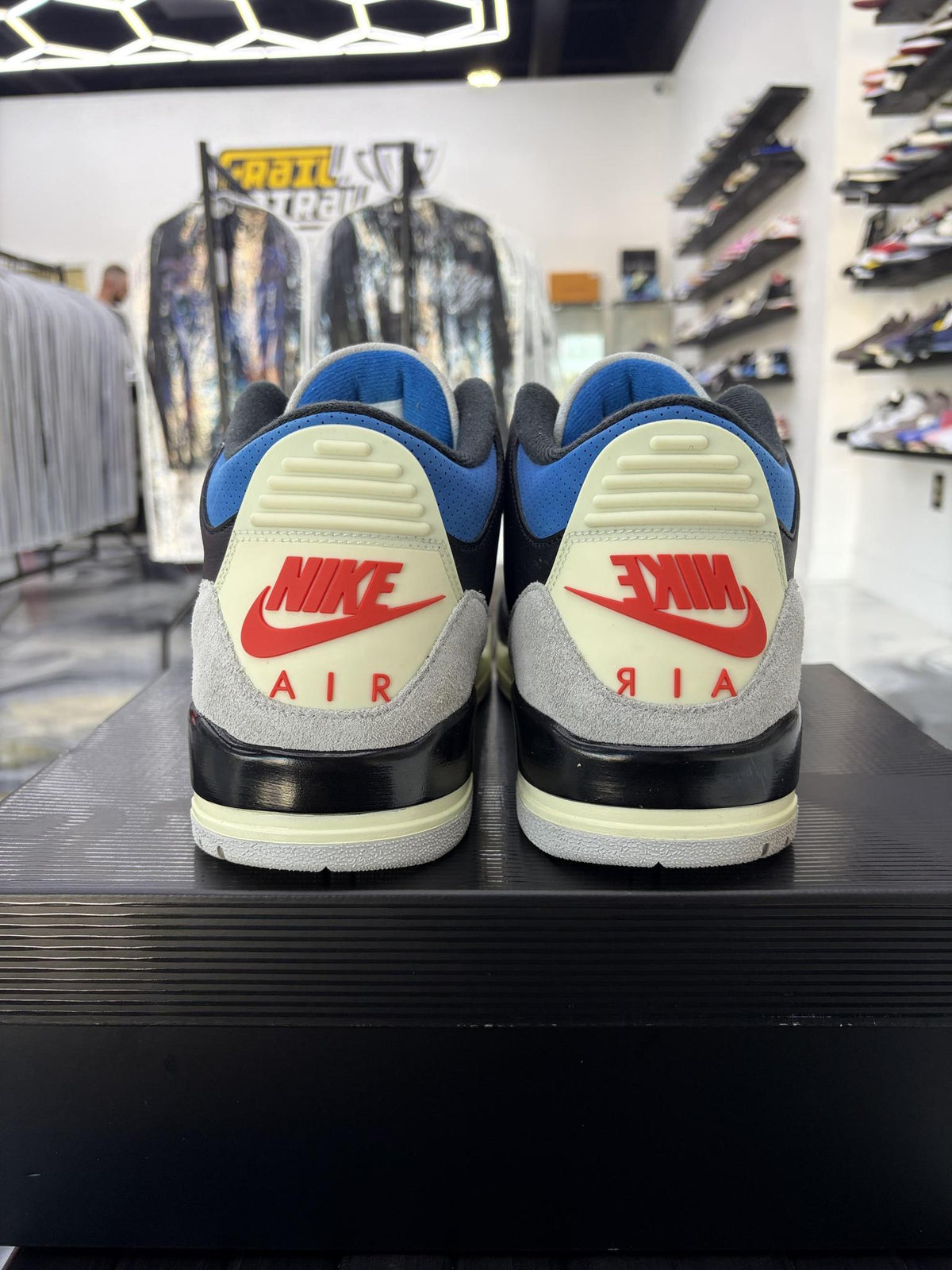 Jordan 3 "Rare Air" Used Size 14
