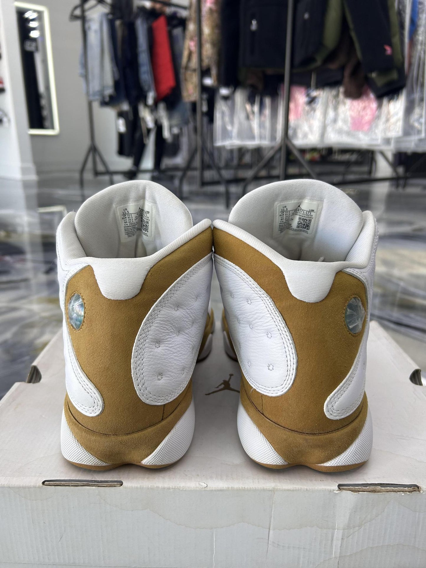 Jordan 13 "Wheat" Used Size 11.5