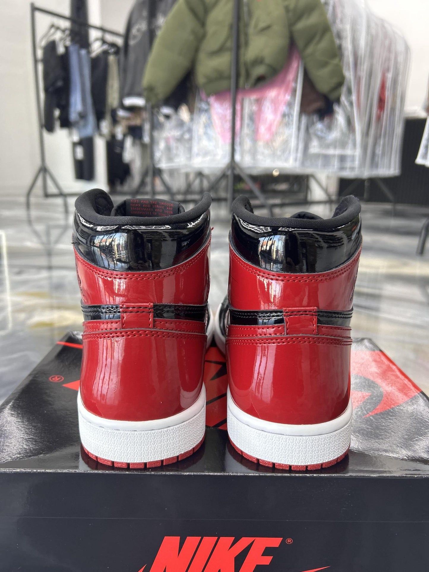 Jordan 1 "Patent Bred" Used Size 9