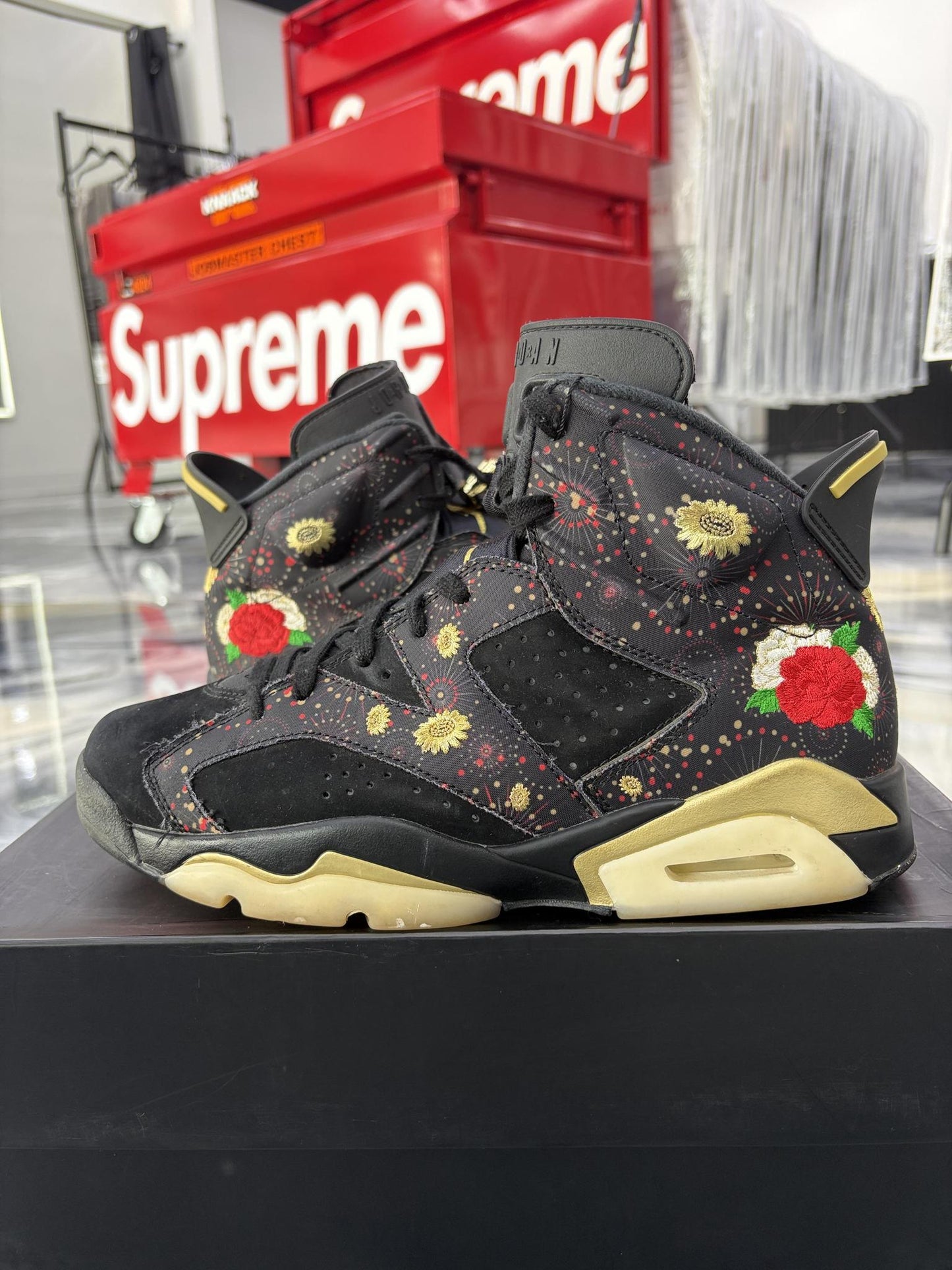 Jordan 6 "CNY" Used Size 9