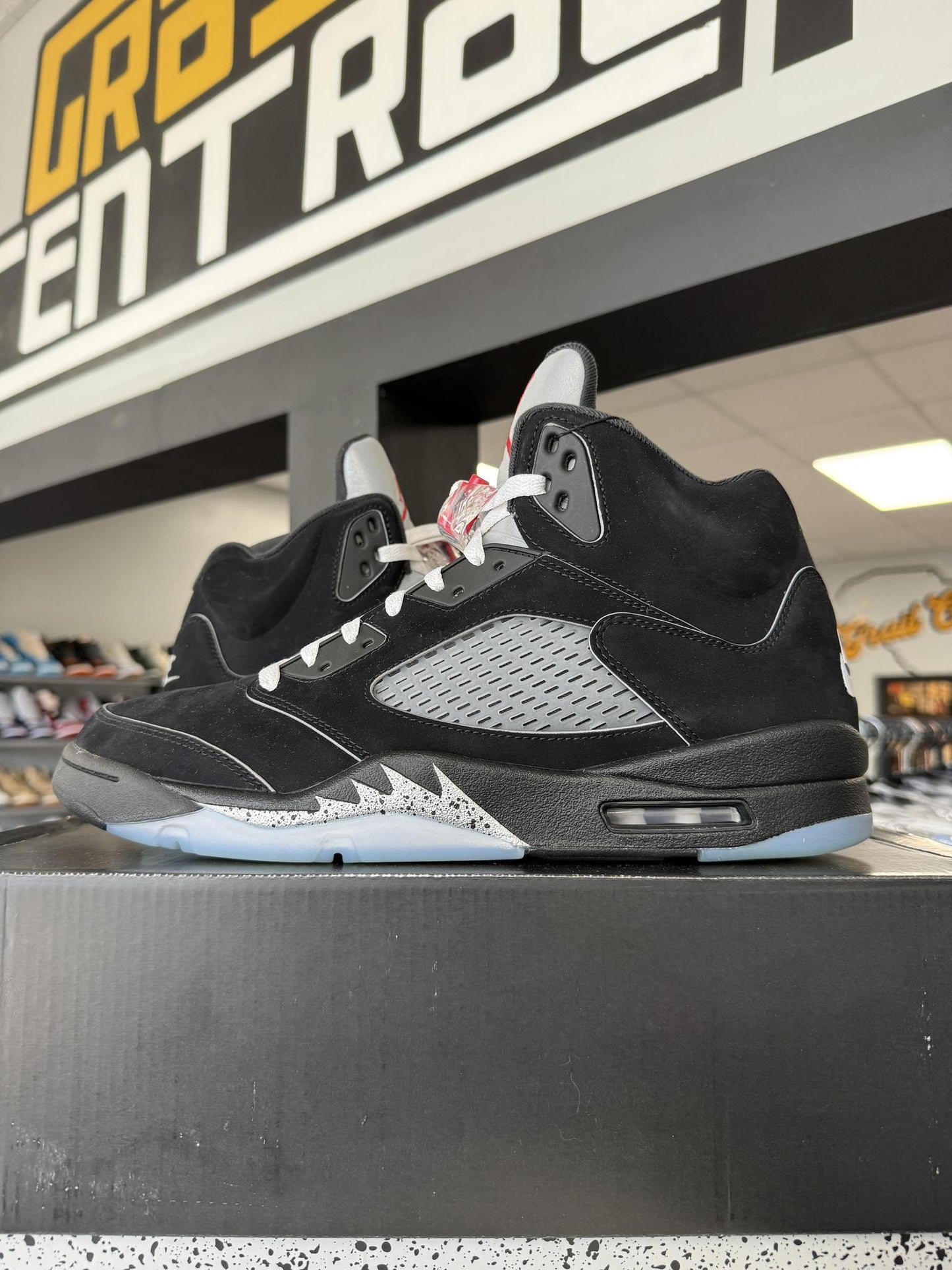 Jordan 5 "Metallic Reimagined" Used Size 13