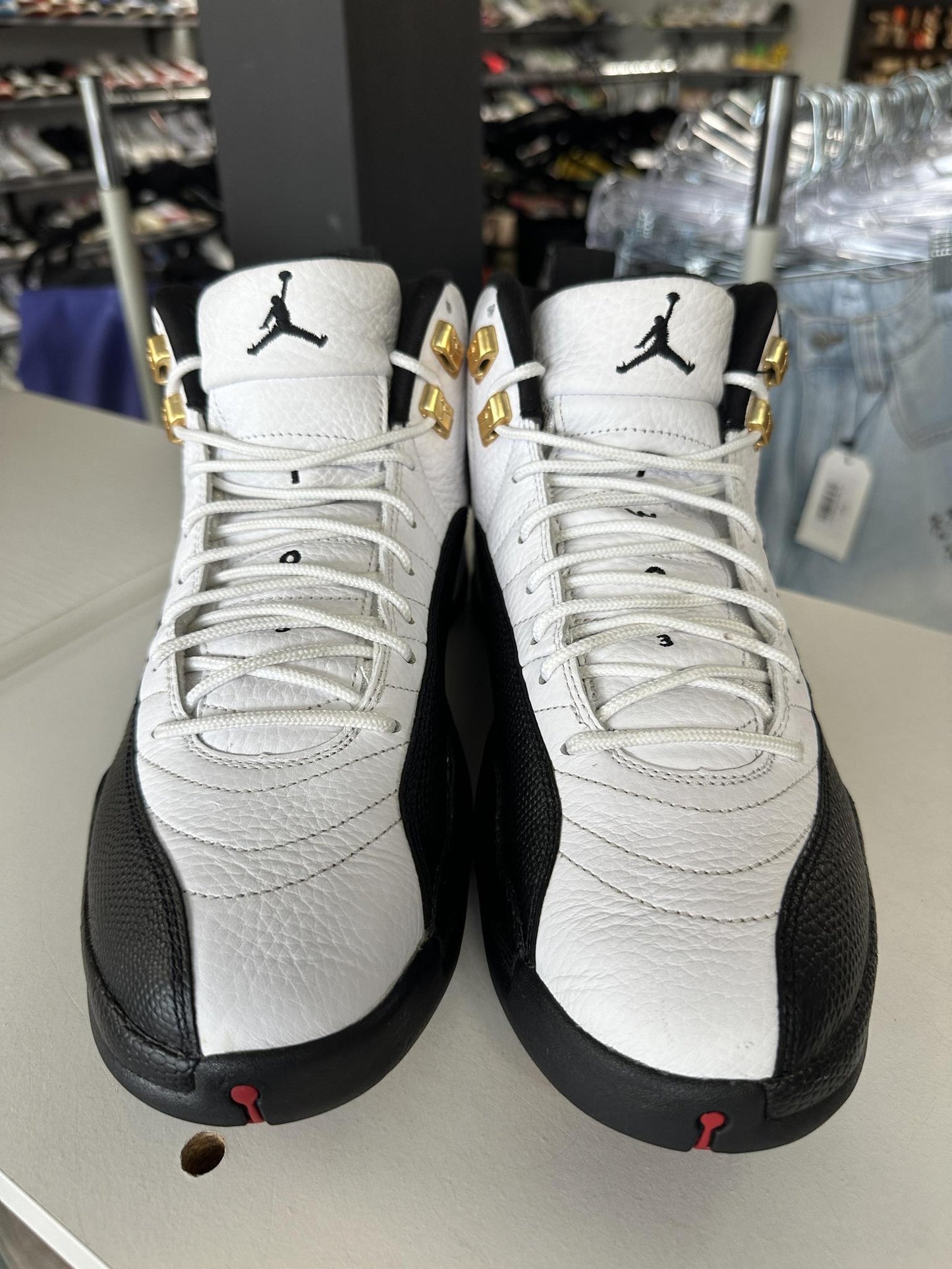 Jordan 12 "Taxi" Size 11