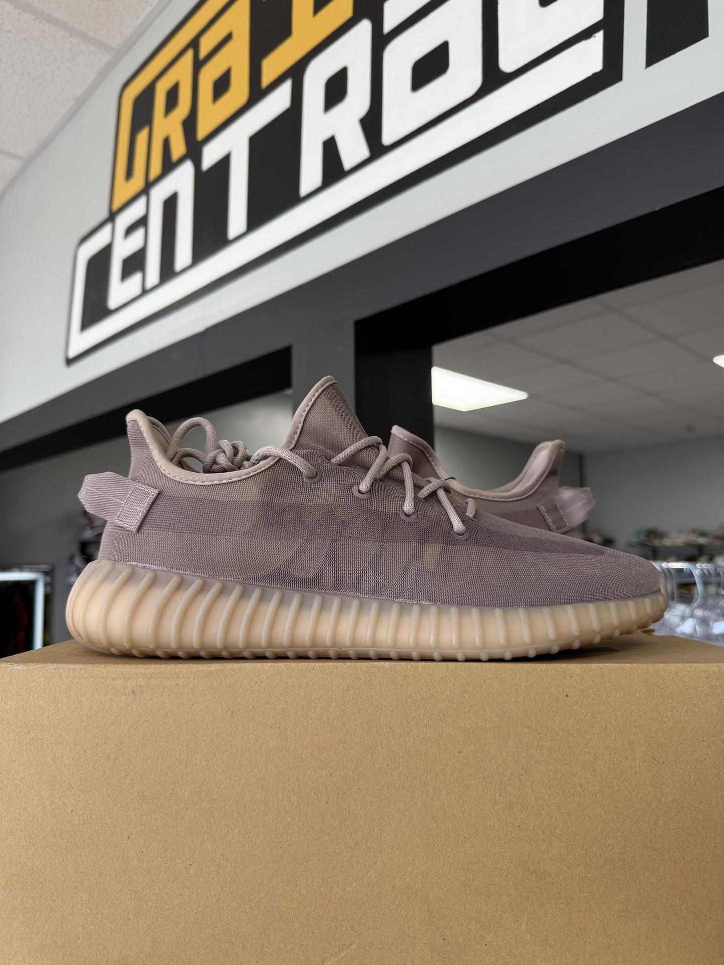 Yeezy 350 Boost "Mono Mist" Used Size 12