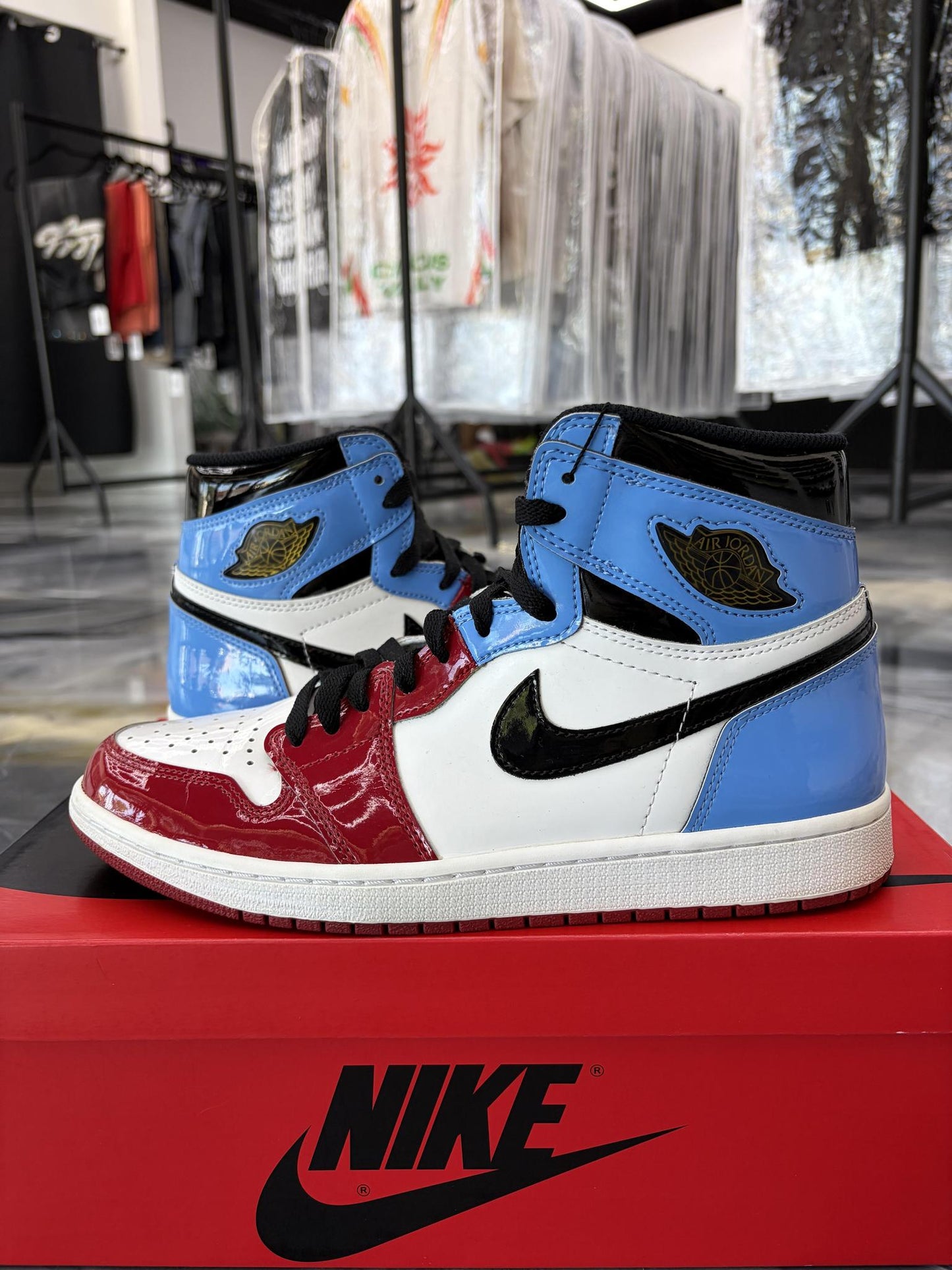 Jordan 1 "Fearless UNC Chicago" Used Size 9.5