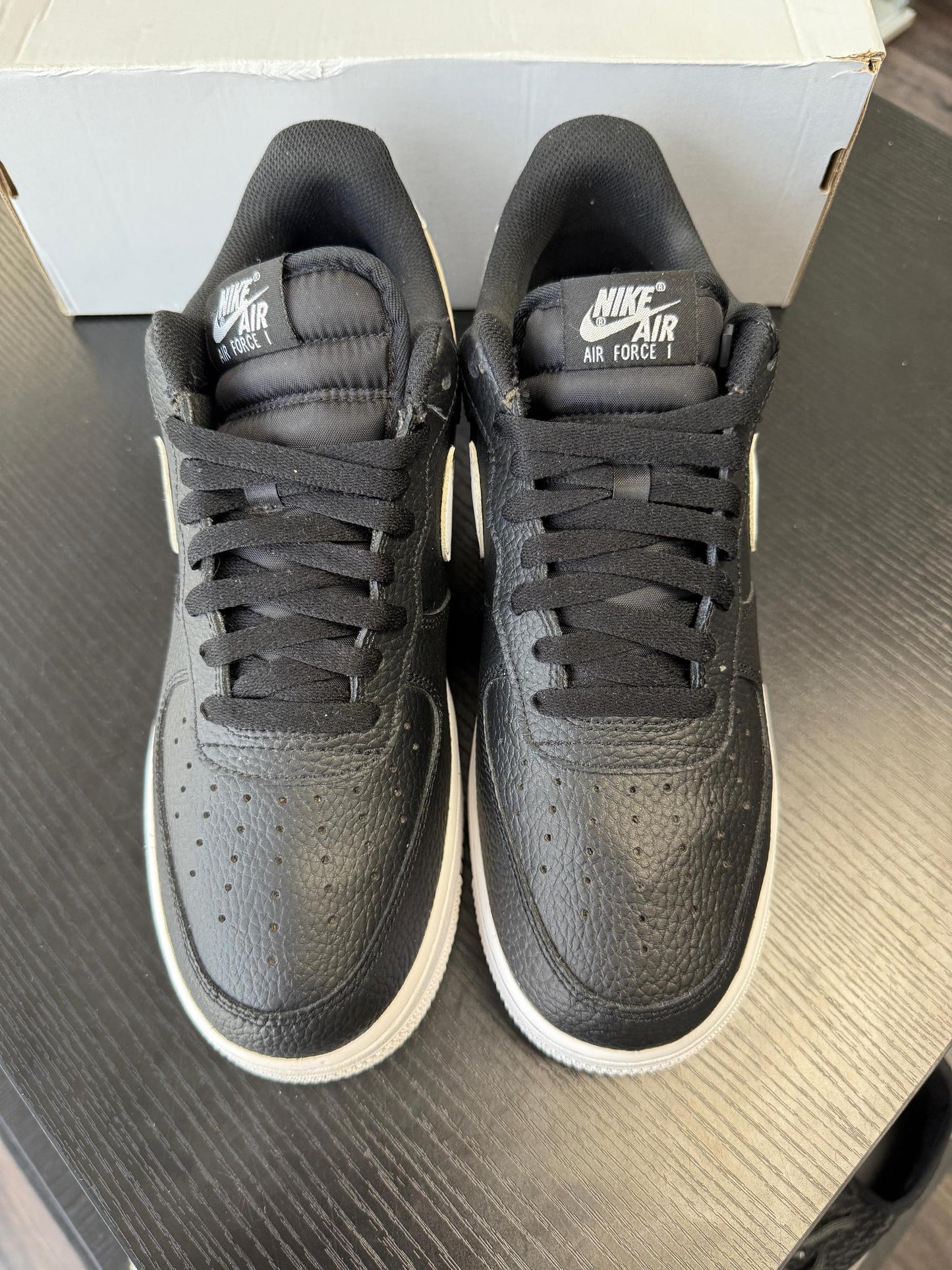 Air Force 1 Low Black White Used Size 10.5
