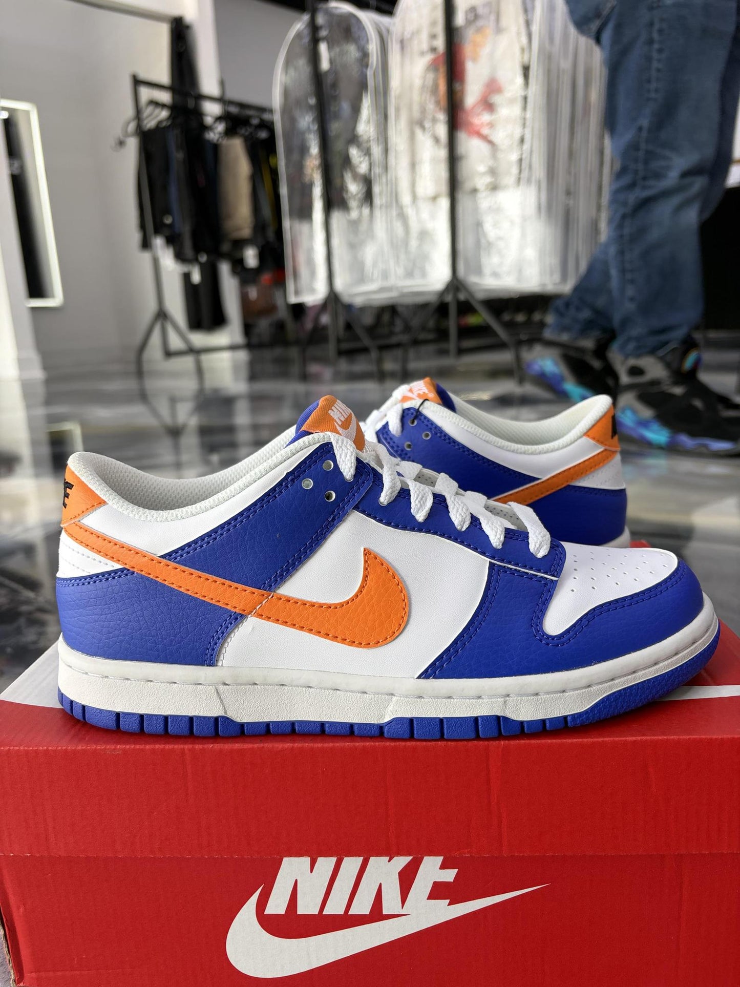 Nike Dunk Low "Knicks" Used Size 5.5Y/7W