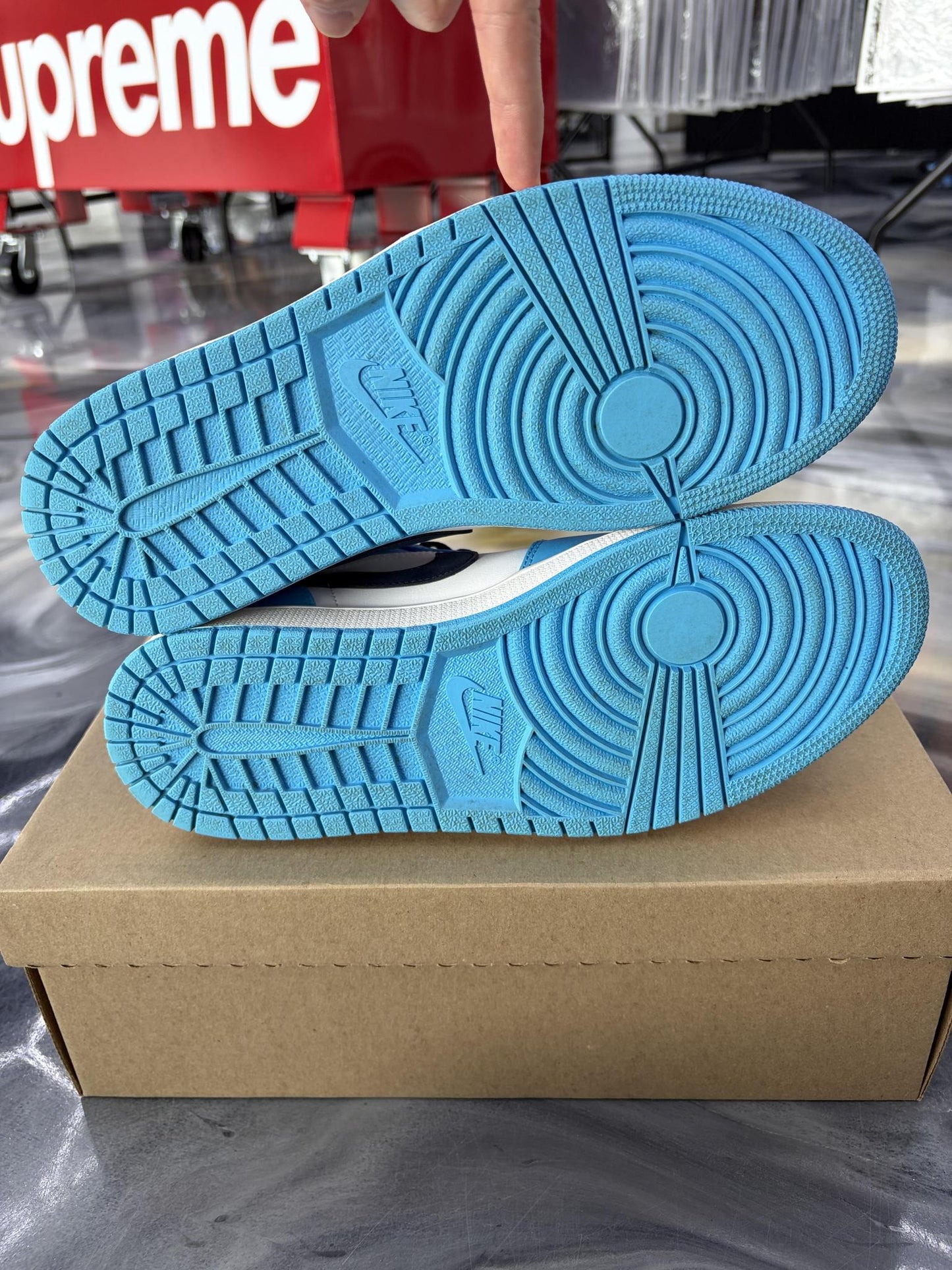 Jordan 1 Low "UNC" Used Size 10