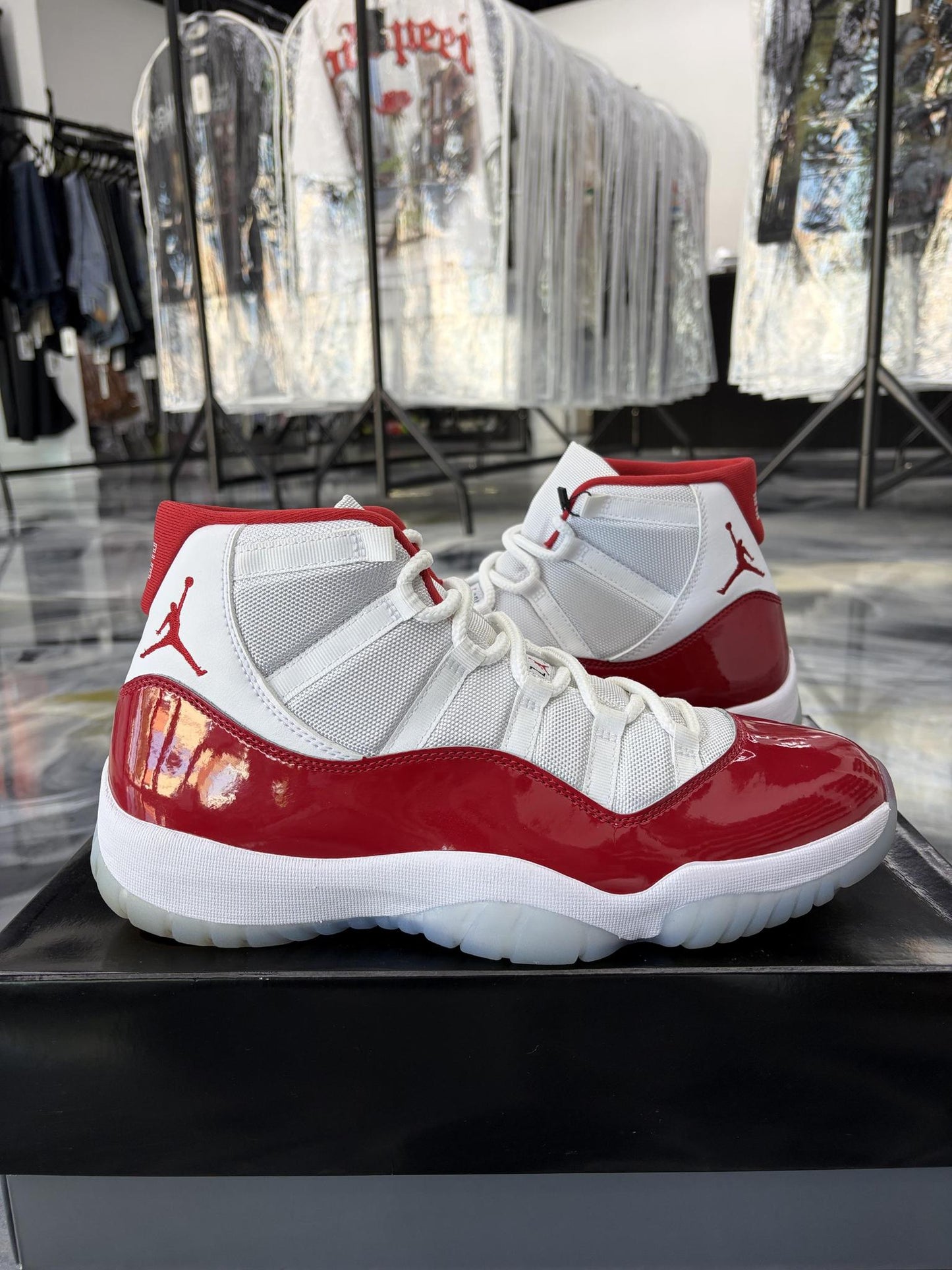 Jordan 11 "Cherry" Used Size 12