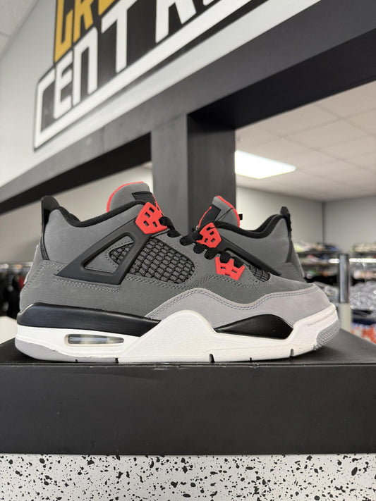 Jordan 4 "Infrared" Used Size 7Y/8.5W