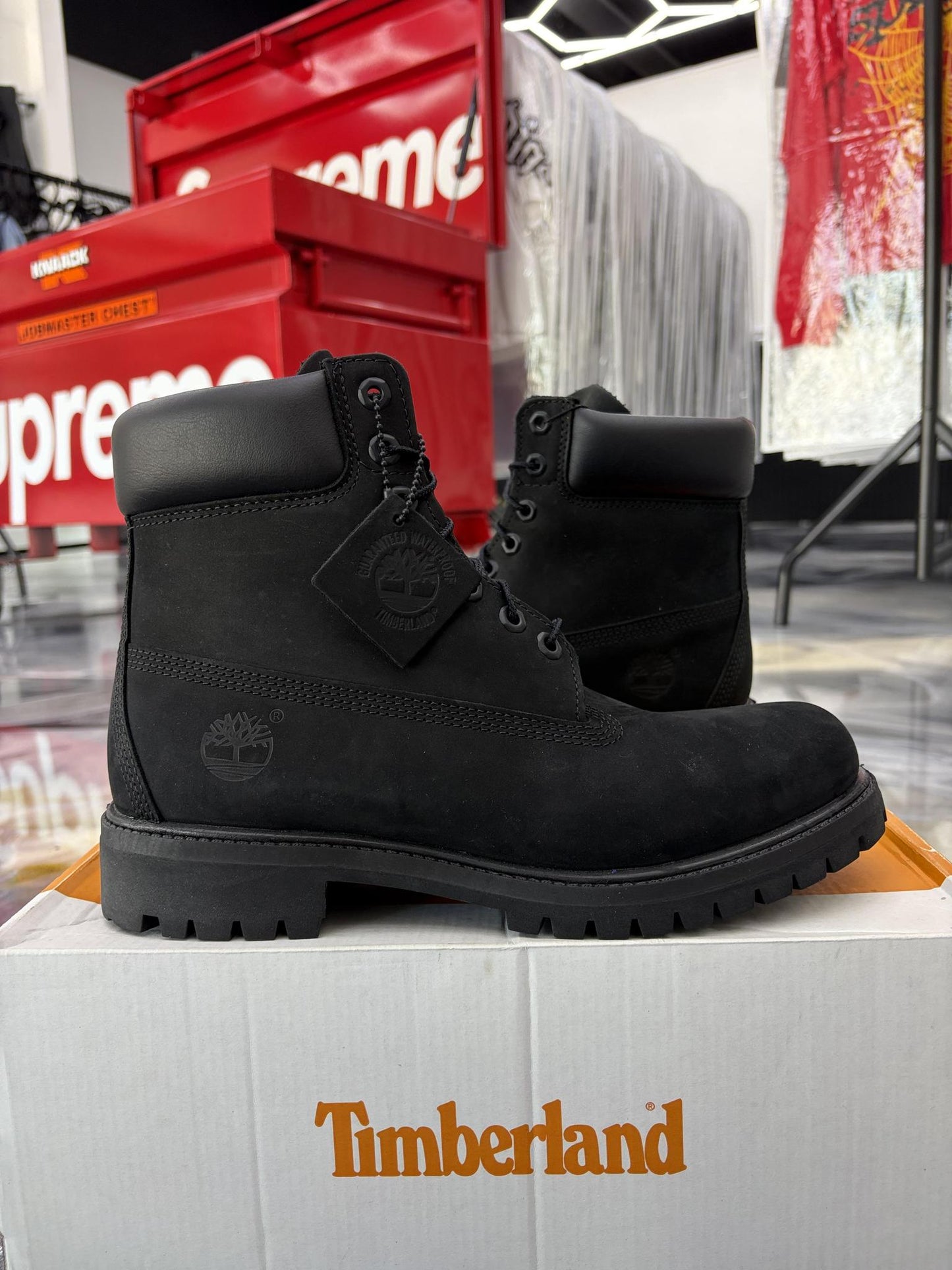 Timberland 6 Inch Boot "Black" Used Size 9.5