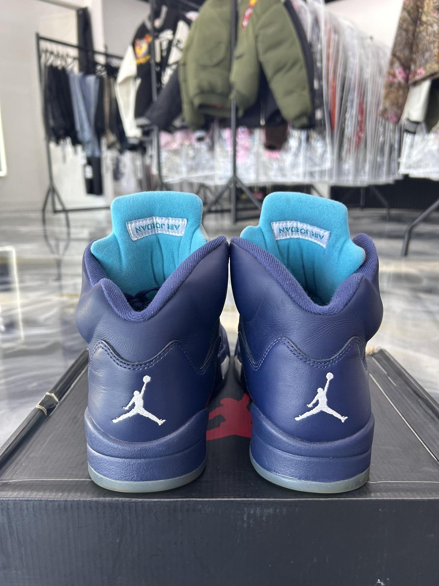 Jordan 5 "Pre Grape" Used Size 9