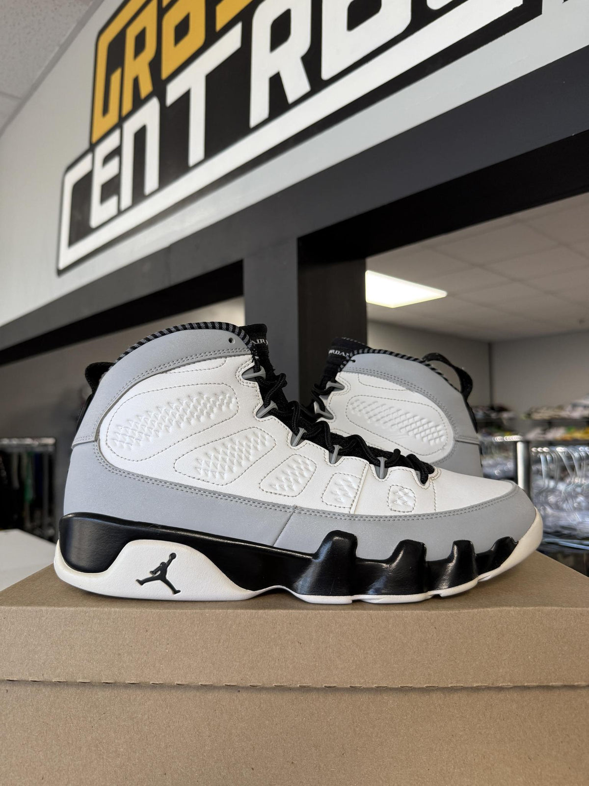 Jordan 9 "Baron" Used Size 11