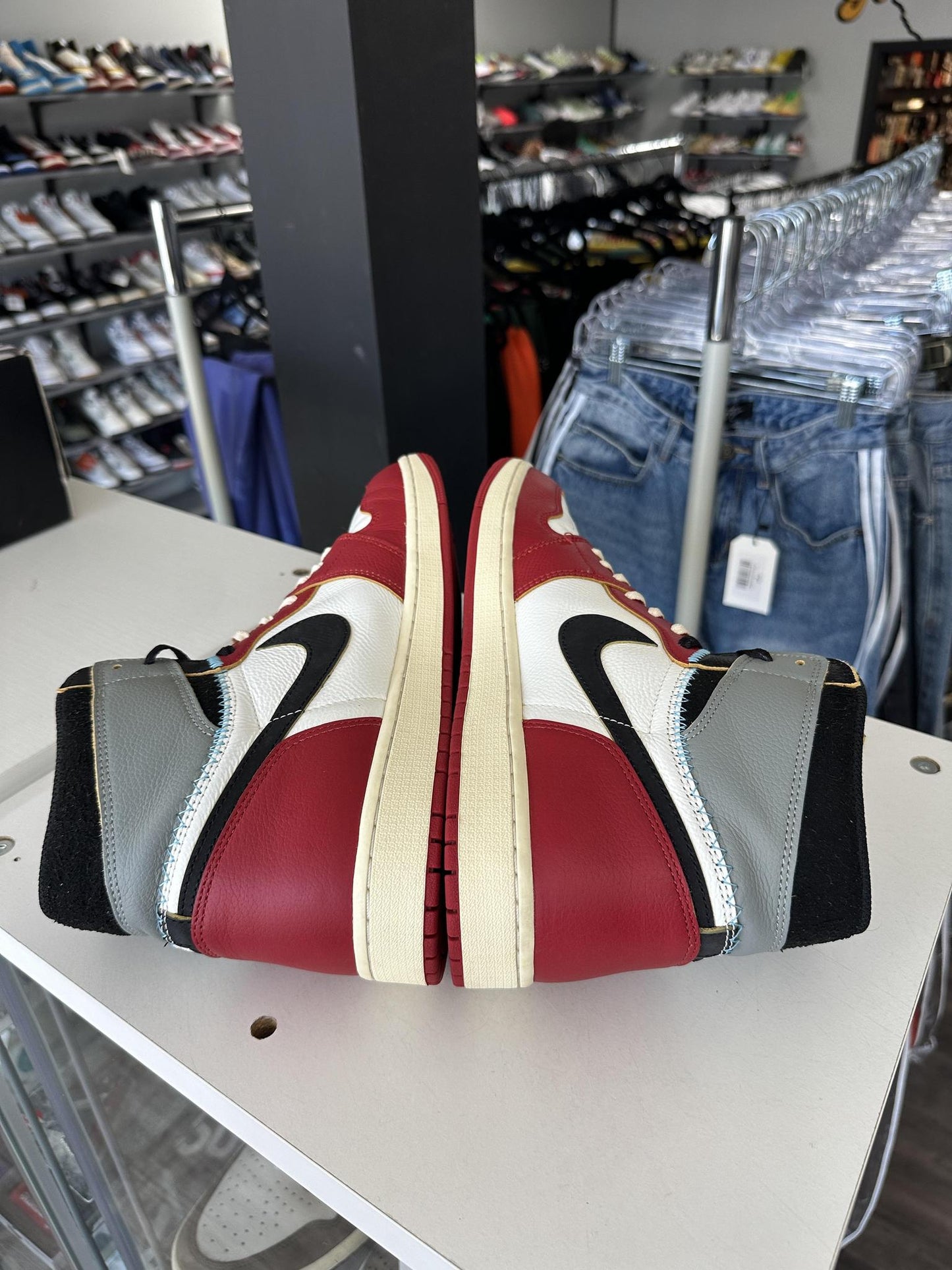 Jordan 1 Union LA "Chicago Shadow" Used Size 14