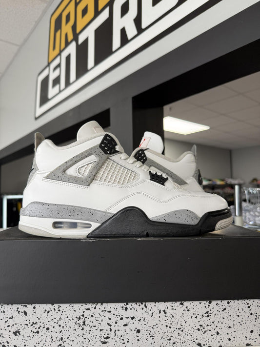 Jordan 4 "White Cement" Used Size 10.5