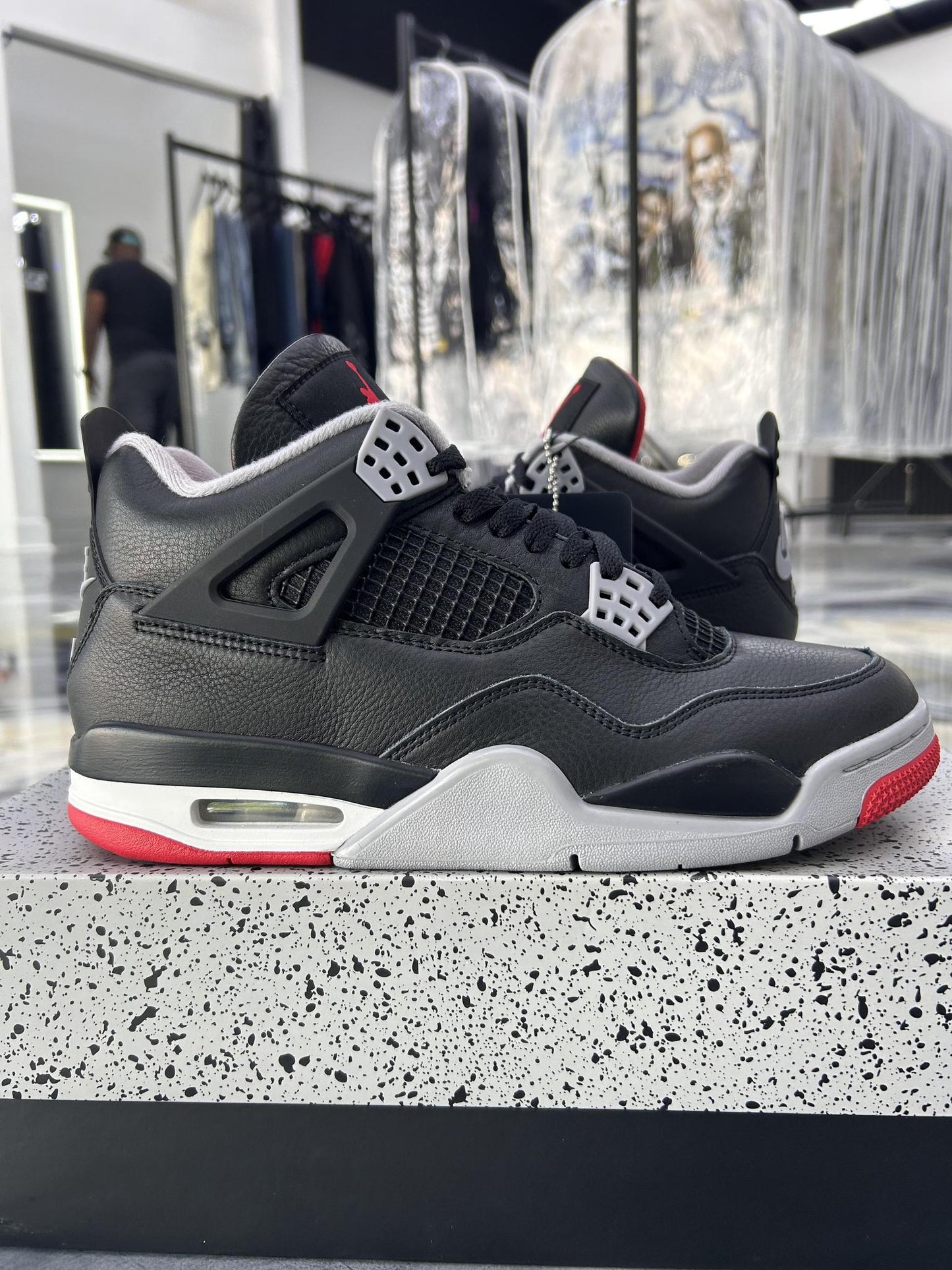 Jordan 4 "Bred Reimagined" Used Size 9.5