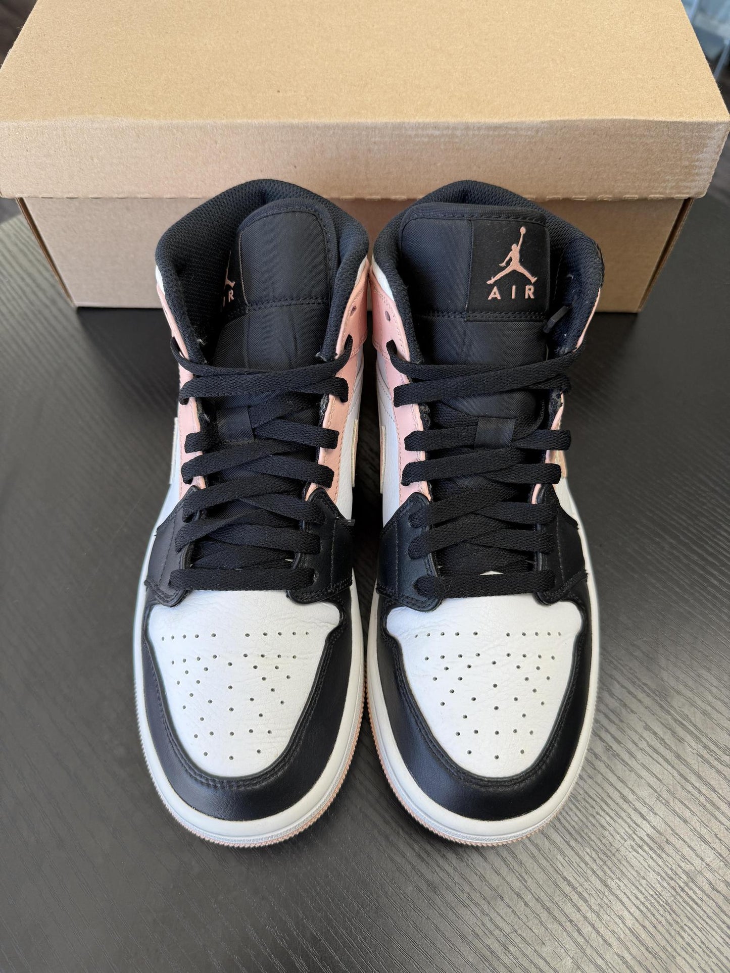 Jordan 1 Mid "Arctic Orange" Used Size 7Y/8.5W