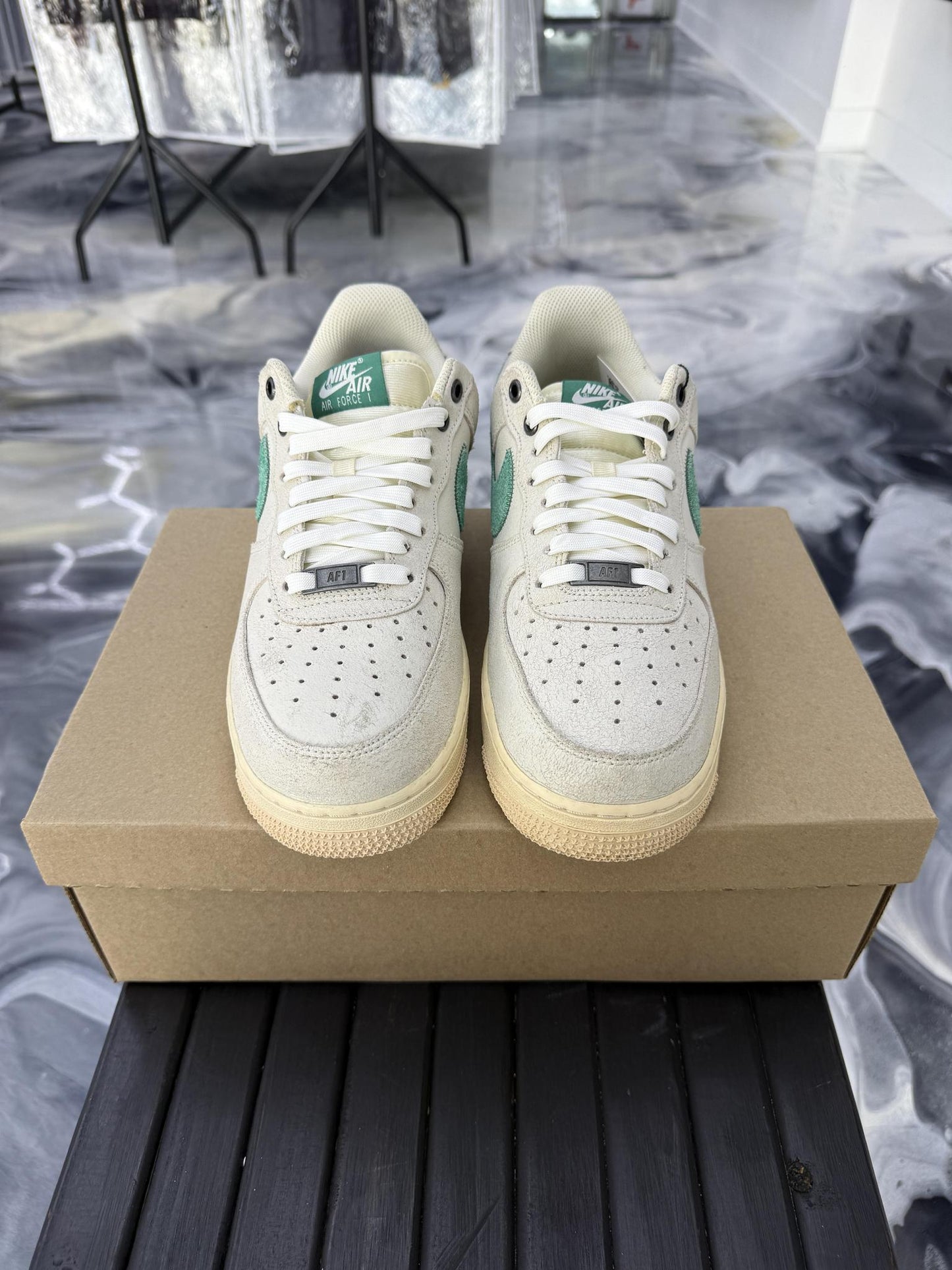 Nike Air Force 1 "Test of Time" Used Size 8.5
