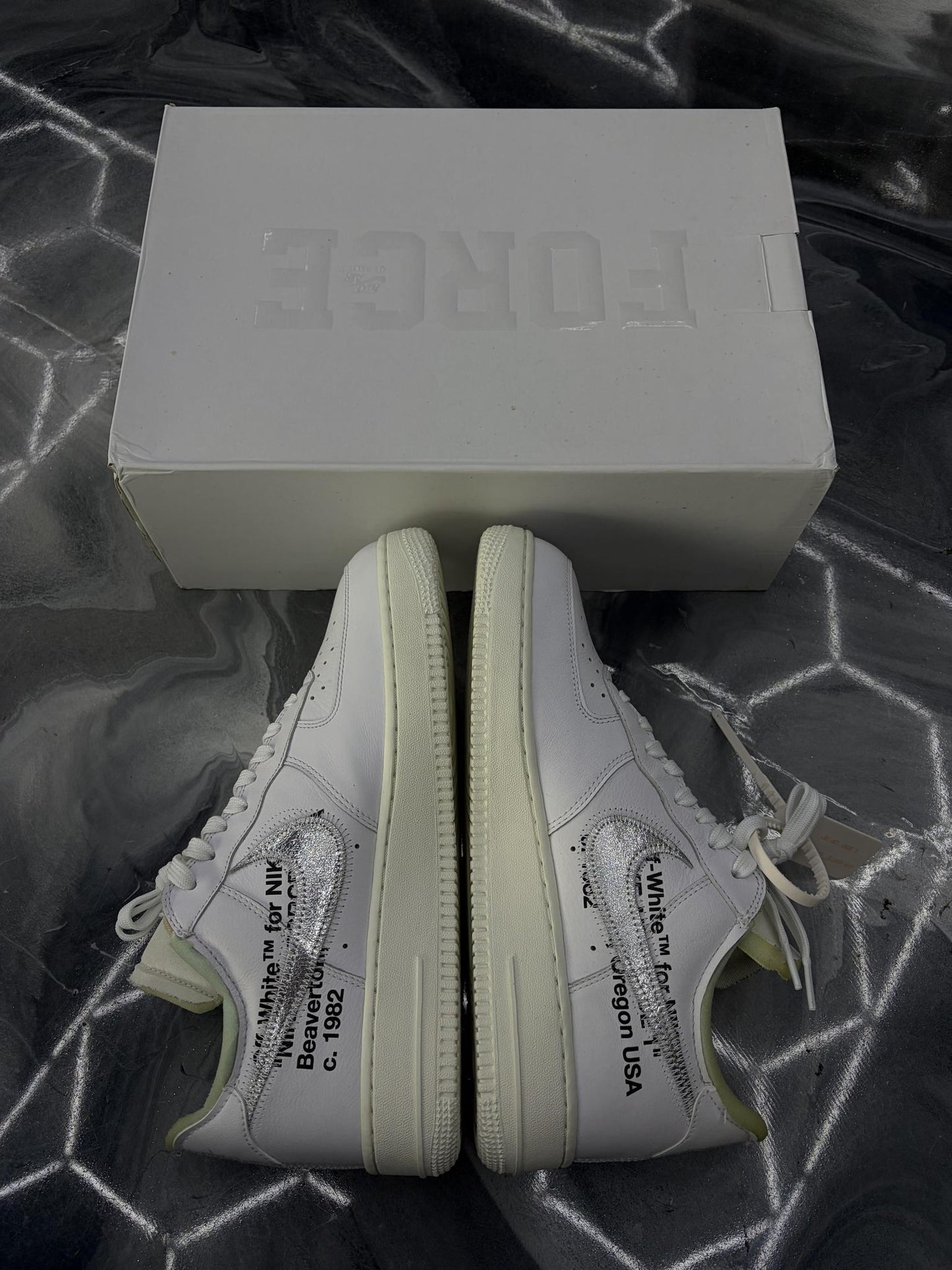 Nike Air Force 1 Off White "ComplexCon" Used Size 9