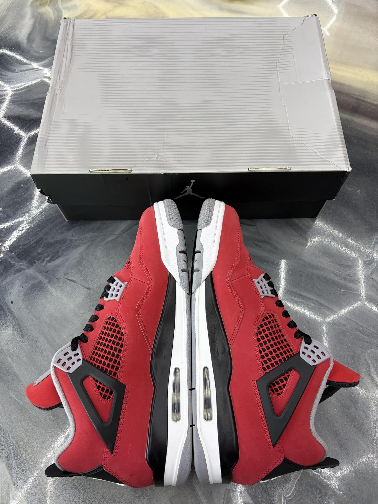 Jordan 4 "Toro" Used Size 12