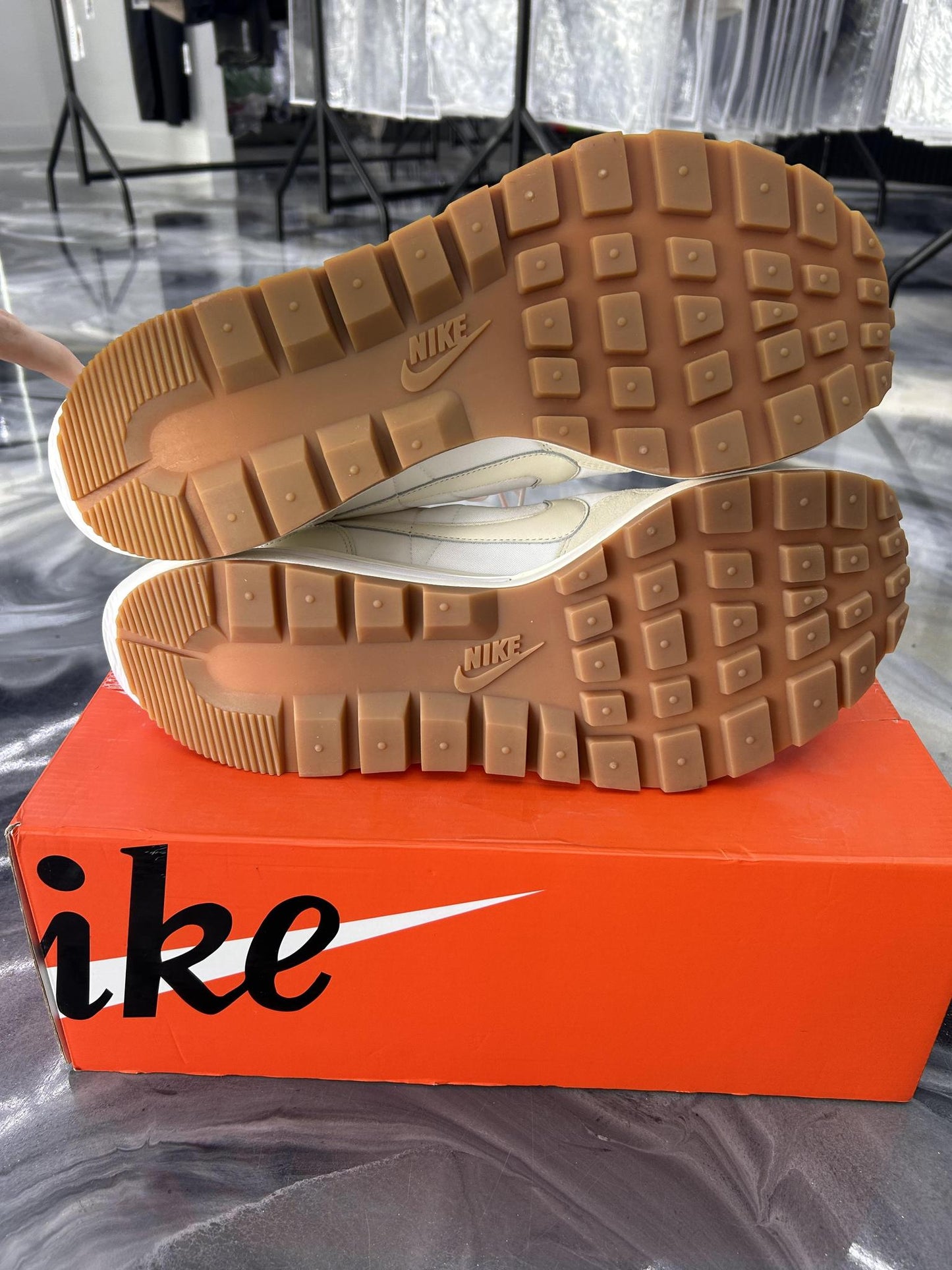 Nike Sacai Vaporwaffle "White Sail" Used Size 14