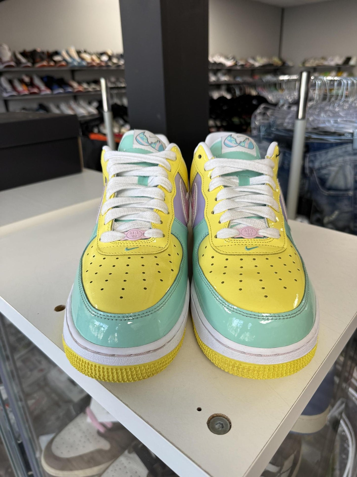 Nike AF1 Low "Easter" Used Size 10.5