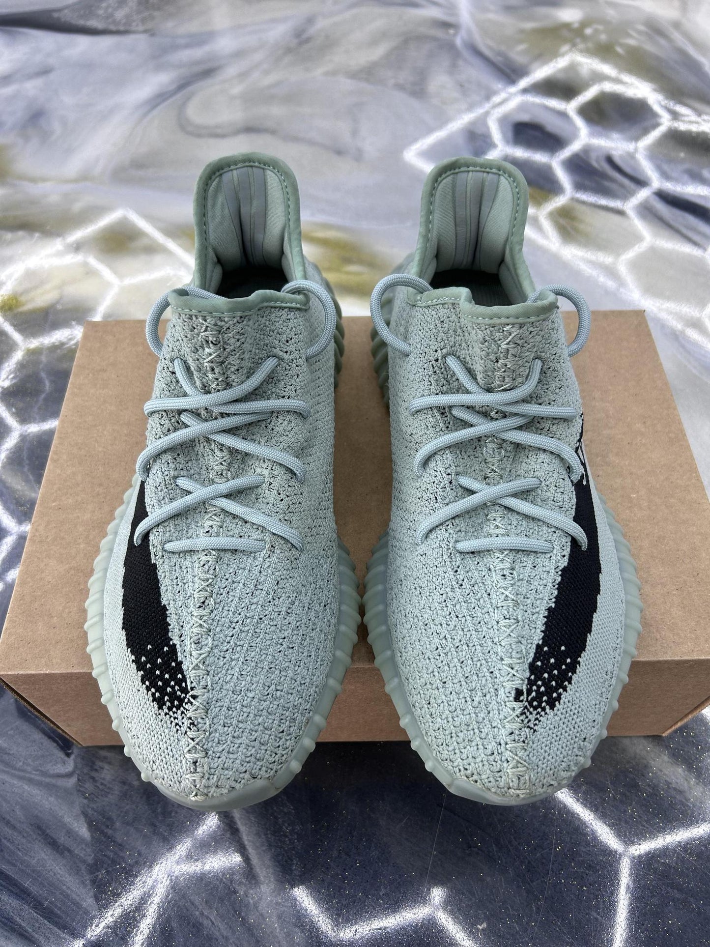 Yeezy 350 V2 "Salt" Used Size 10
