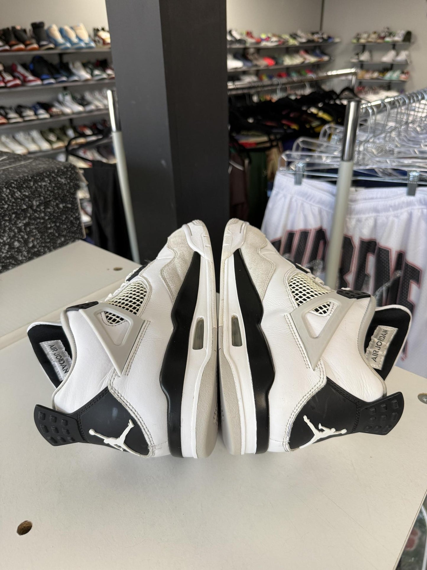 Jordan 4 "Military Black" Used Size 9.5