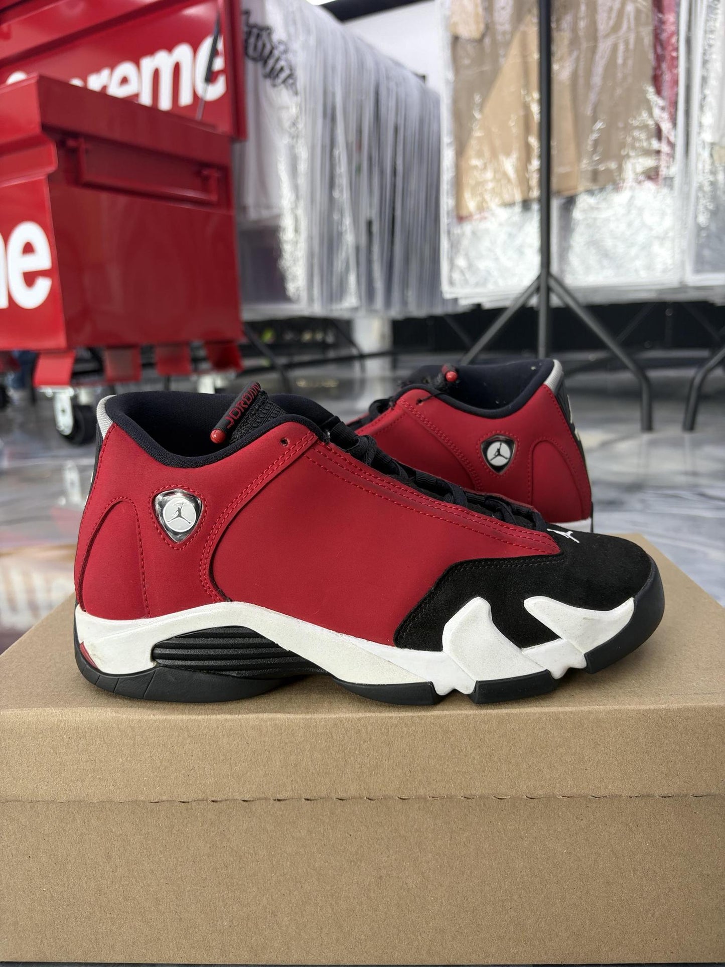 Jordan 14 "Gym Red Toro" Used Size 5.5Y/7W