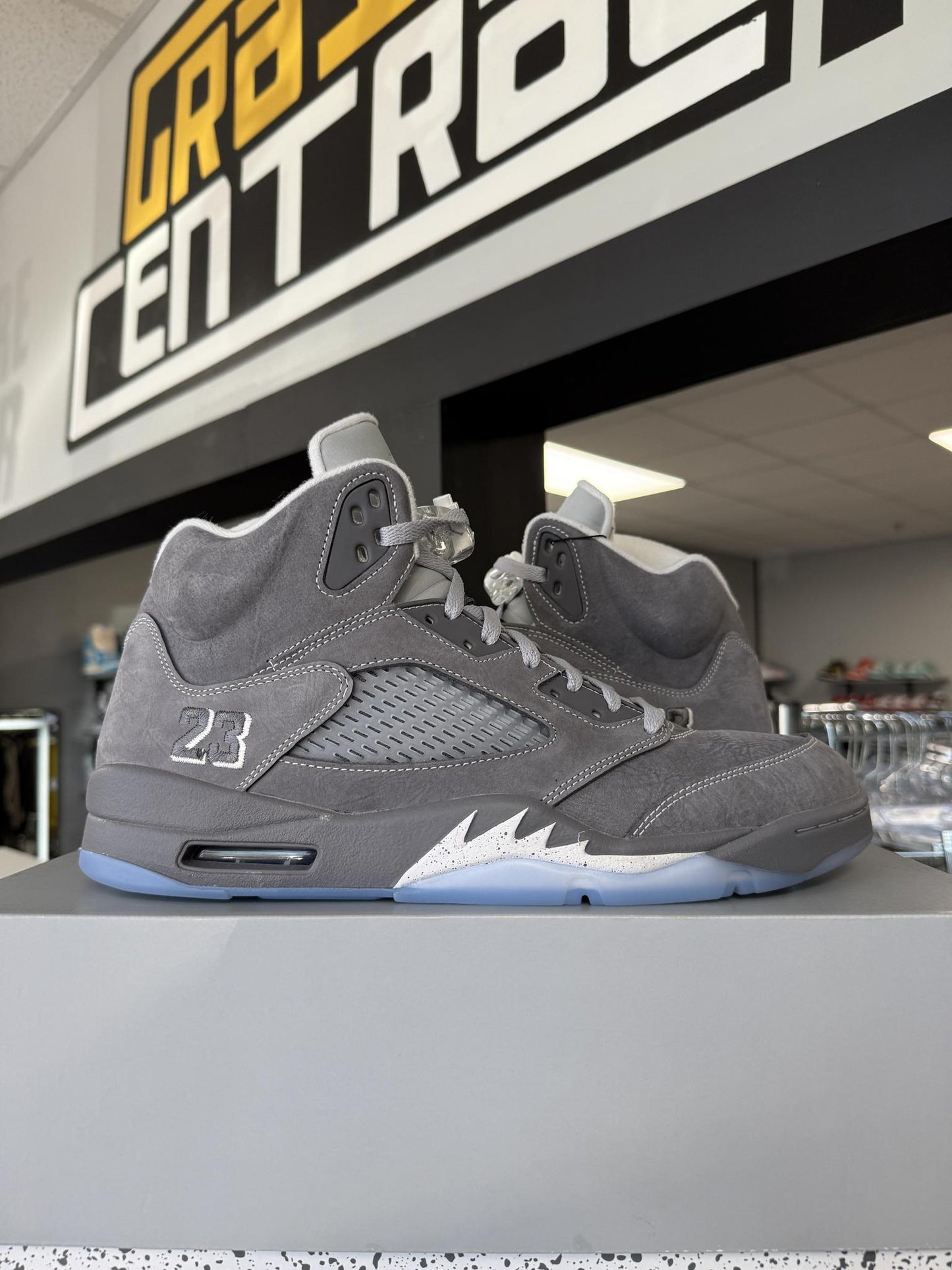 Jordan 5 "Wolf Grey" Used Size 13