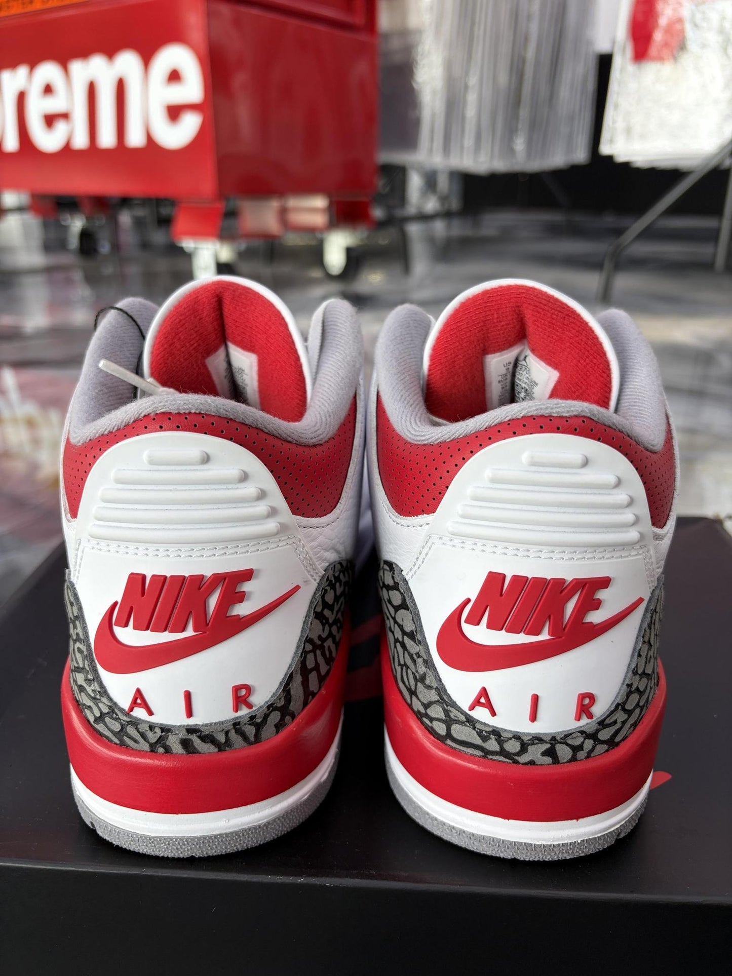 Jordan 3 "Fire Red" Used Size 9