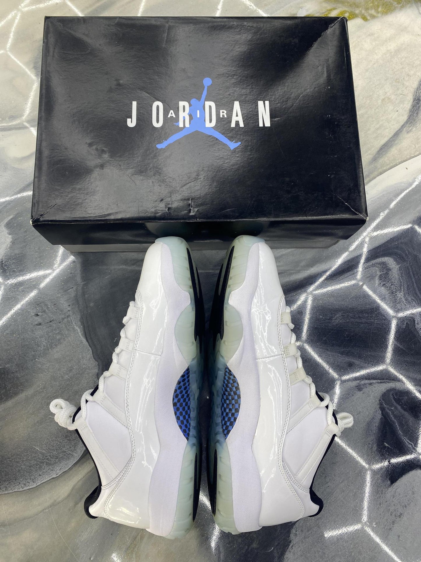 Jordan 11 Low "Legend Blue" Used Size 13