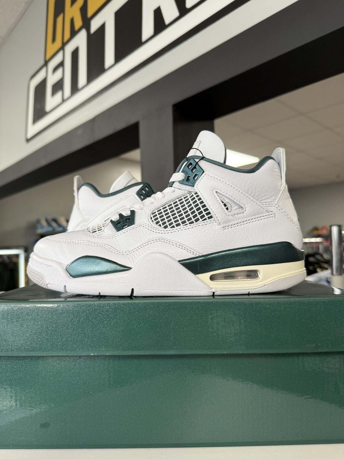 Jordan 4 "Oxidized Green" Used Size 6.5Y/8W