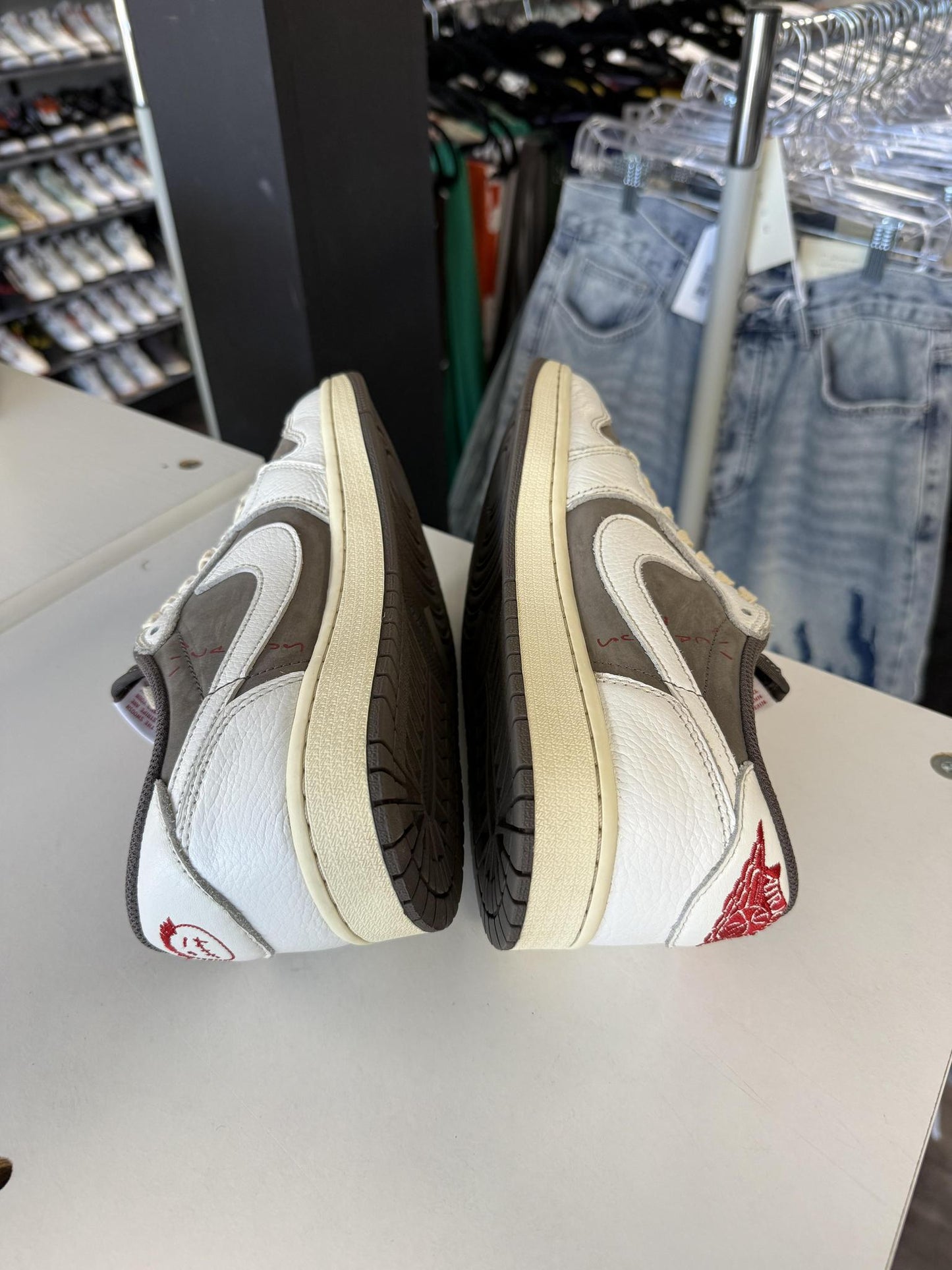Jordan 1 Low x Travis Scott "Reverse Mocha" Used Size 8.5