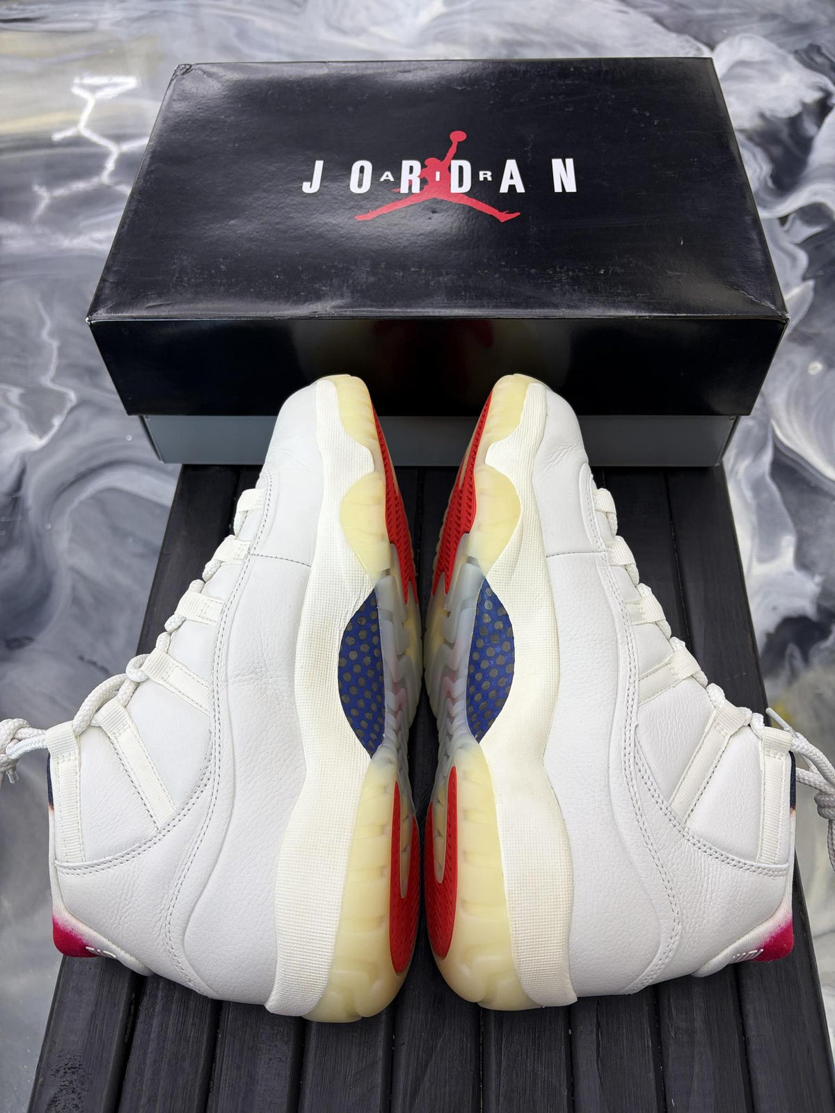 Jordan 11 "285" Used Size 9