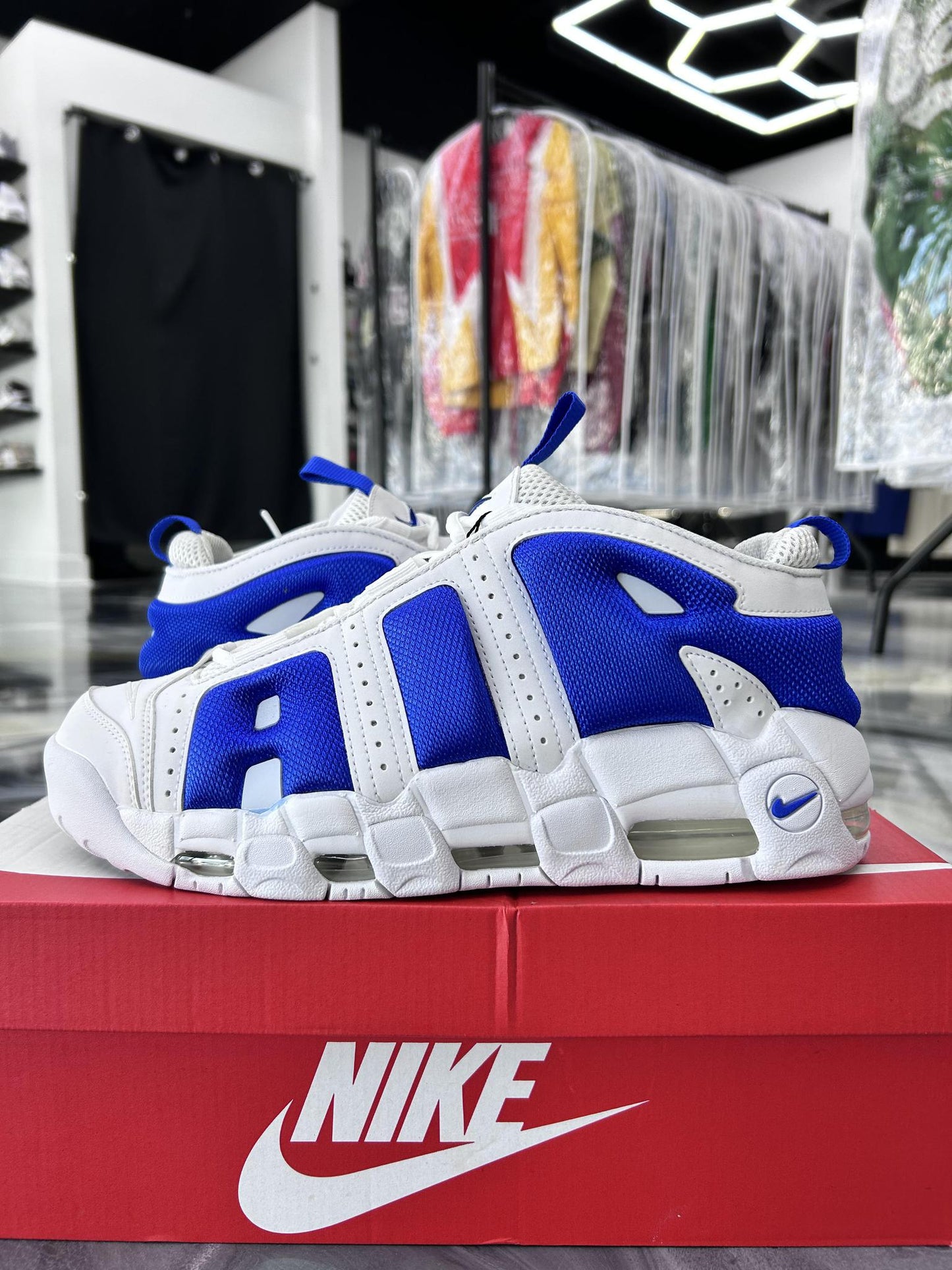 Nike Air Uptempo "Hyper Royal" Used Size 10.5