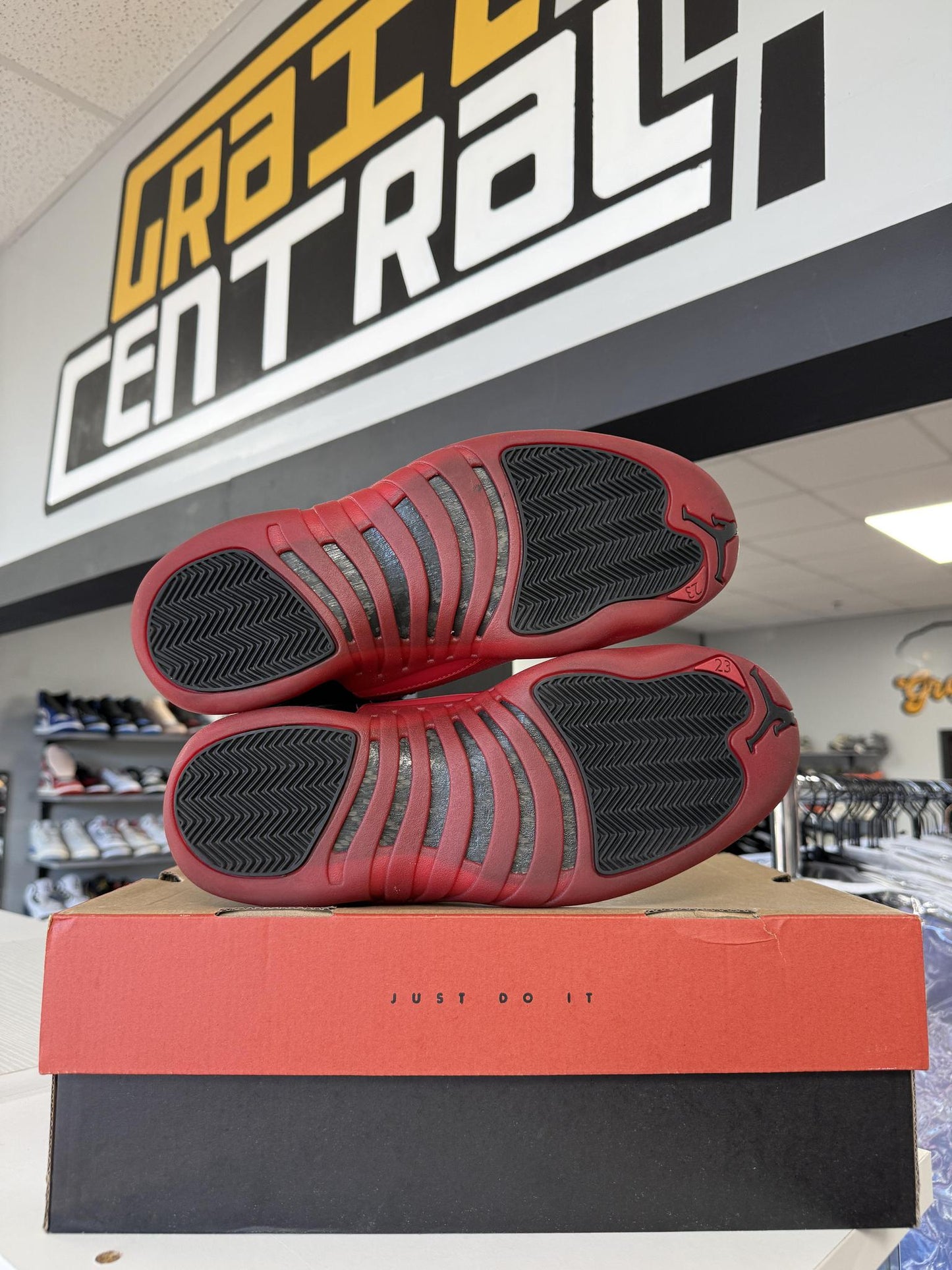 Jordan 12 "Flu Game" Used Size 10.5
