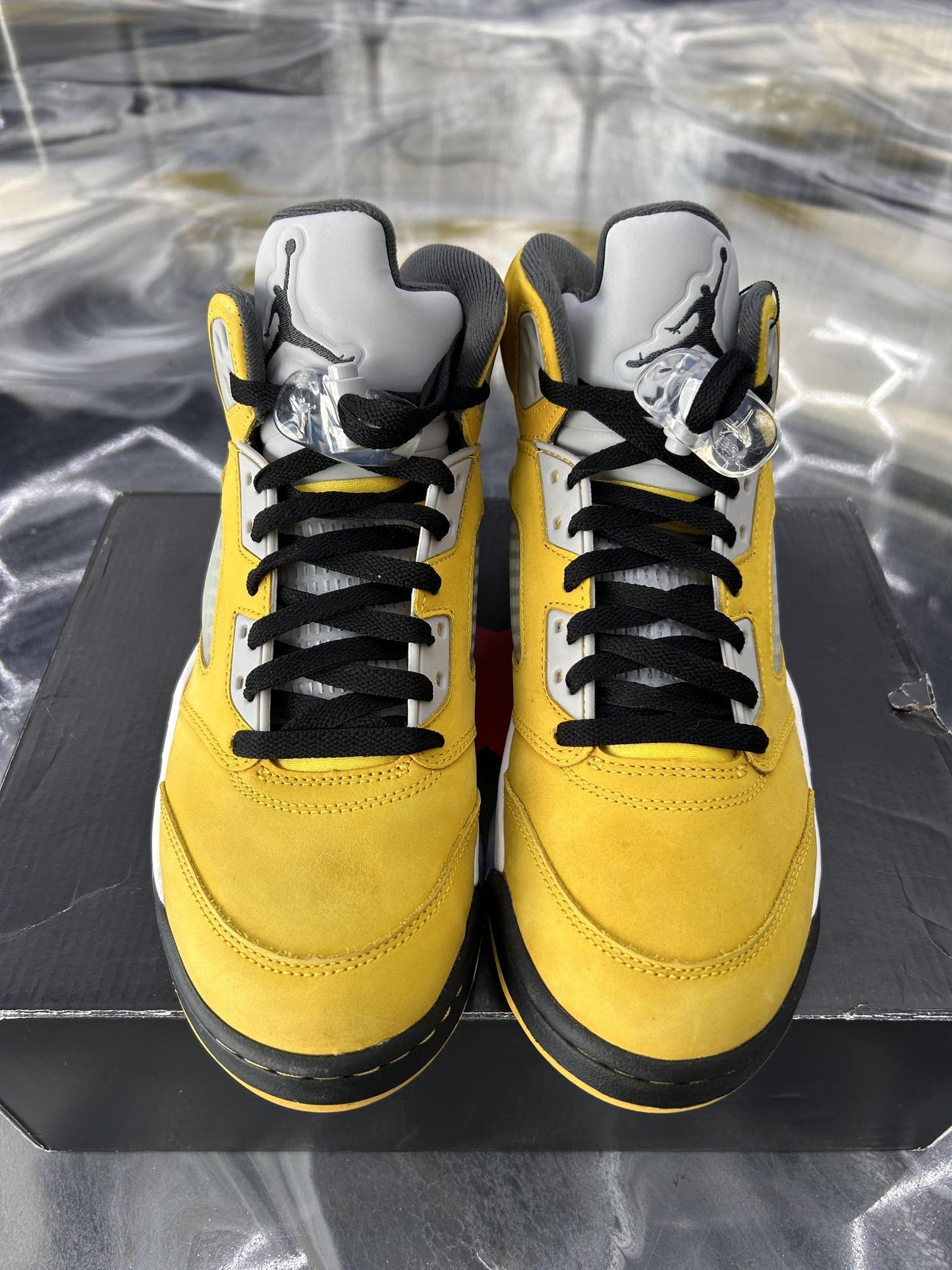 Jordan 5 "Tokyo" Used Size 9