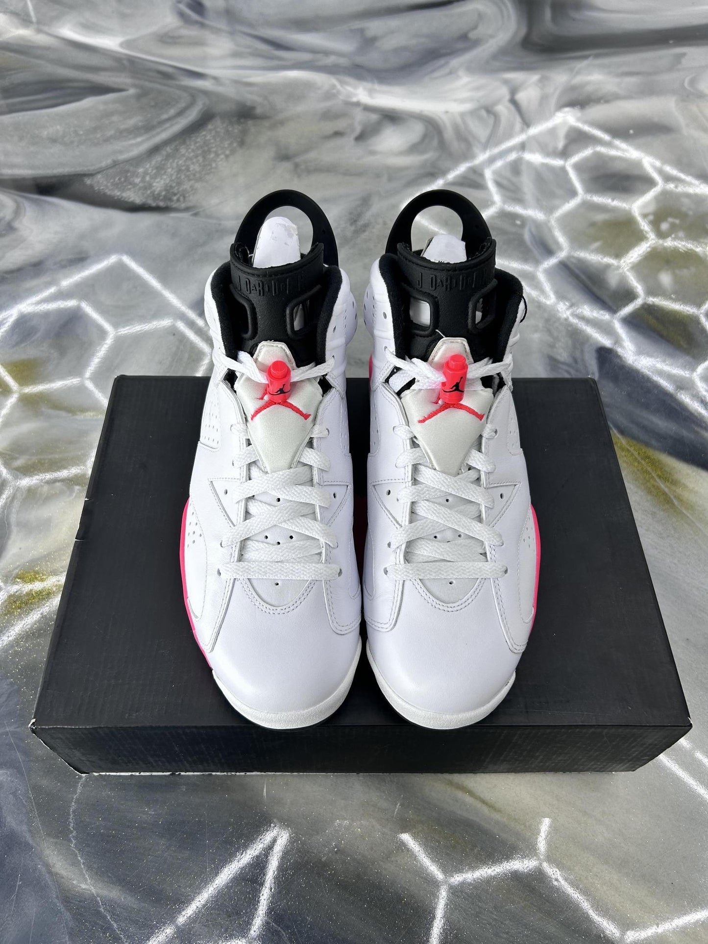 Jordan 6 "White Infrared" Used Size 8