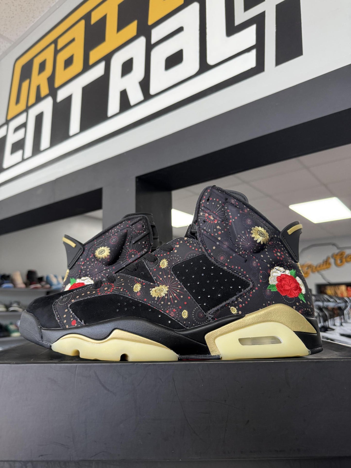 Jordan 6 "Chinese New Year" Used Size 12