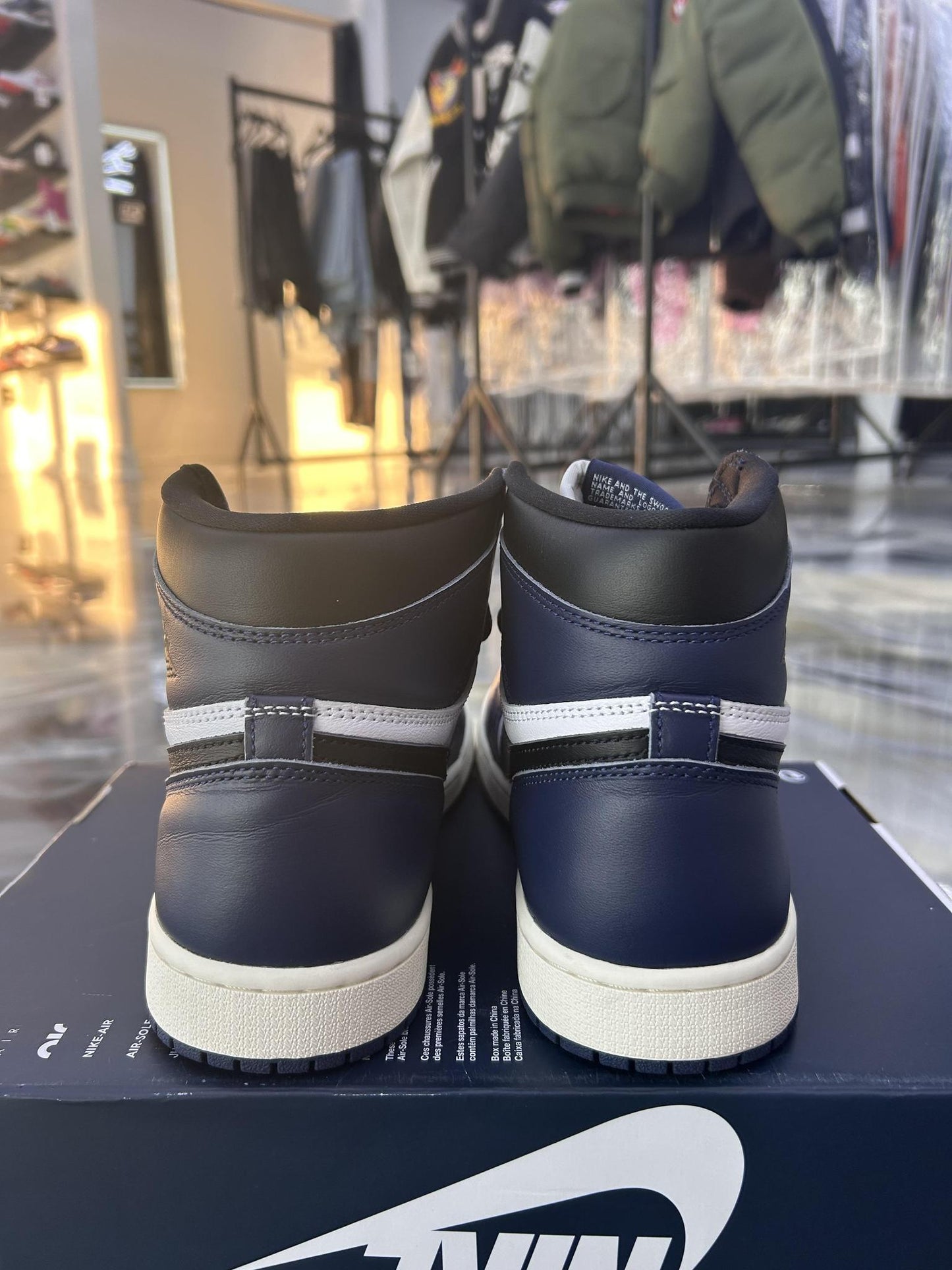 Jordan 1 "Midnight Navy" Used Size 9