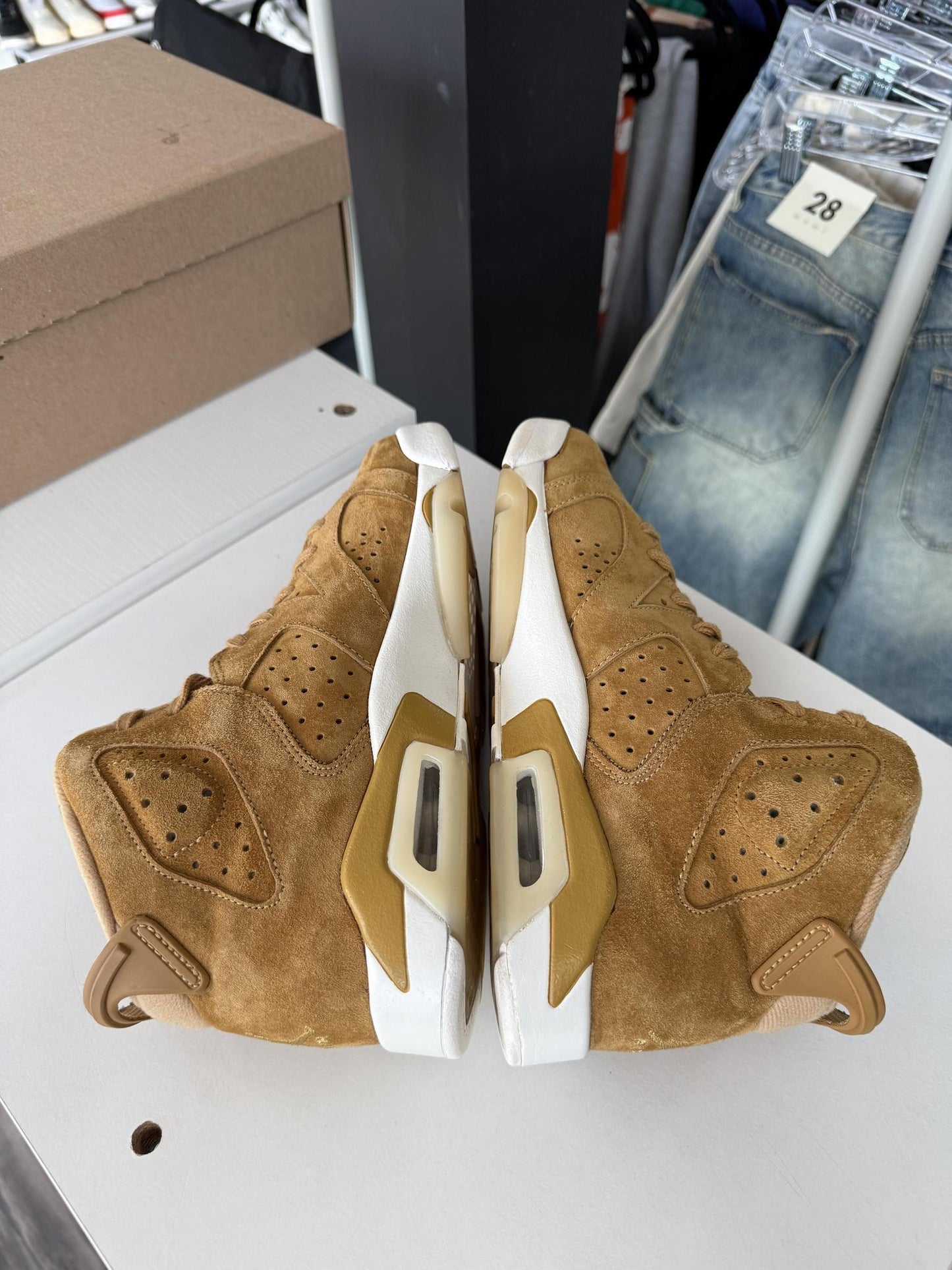 Jordan 6 "Wheat" Used Size 7Y/8.5W
